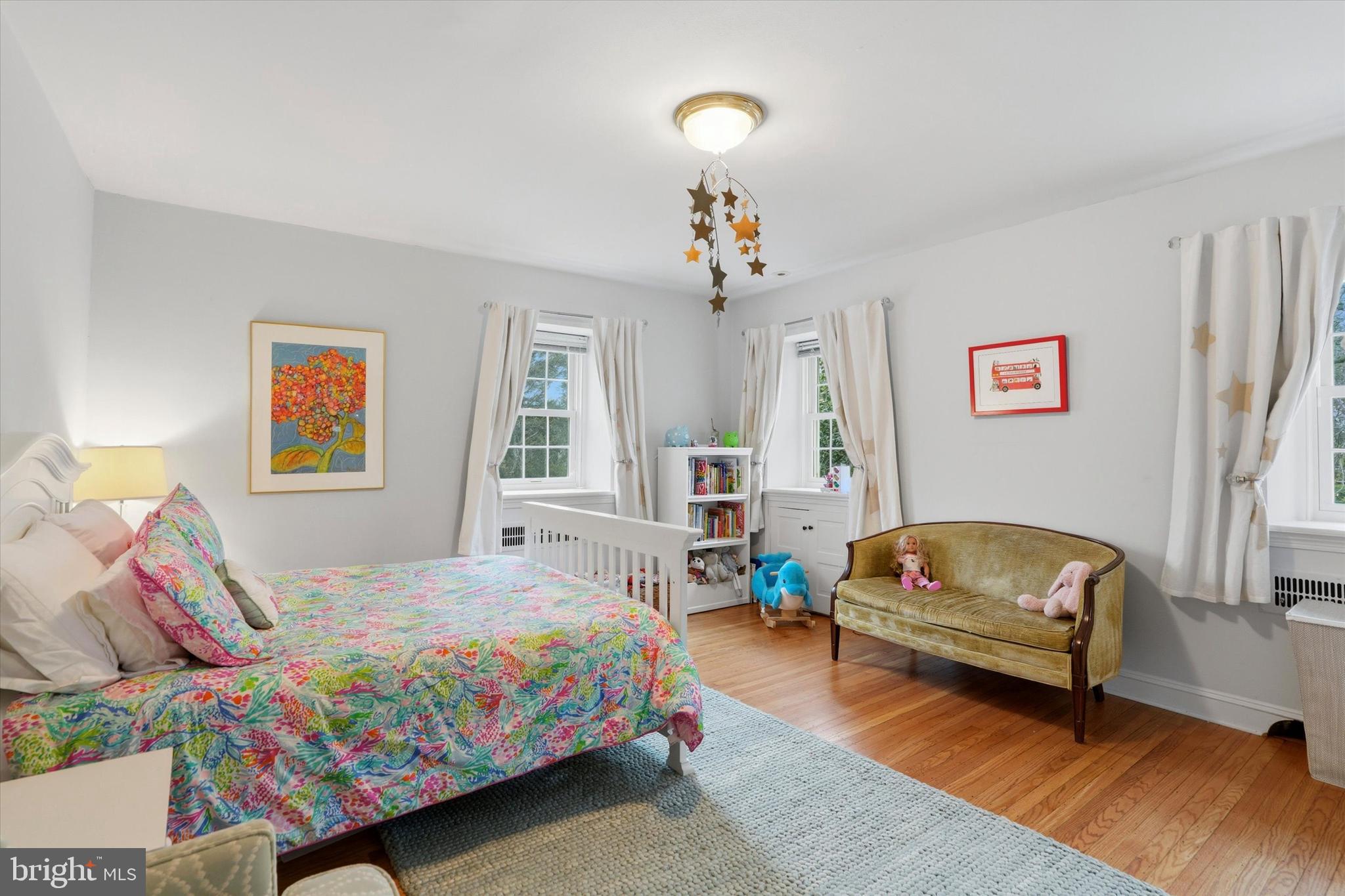 WYNNEWOOD PLAZA - Residential