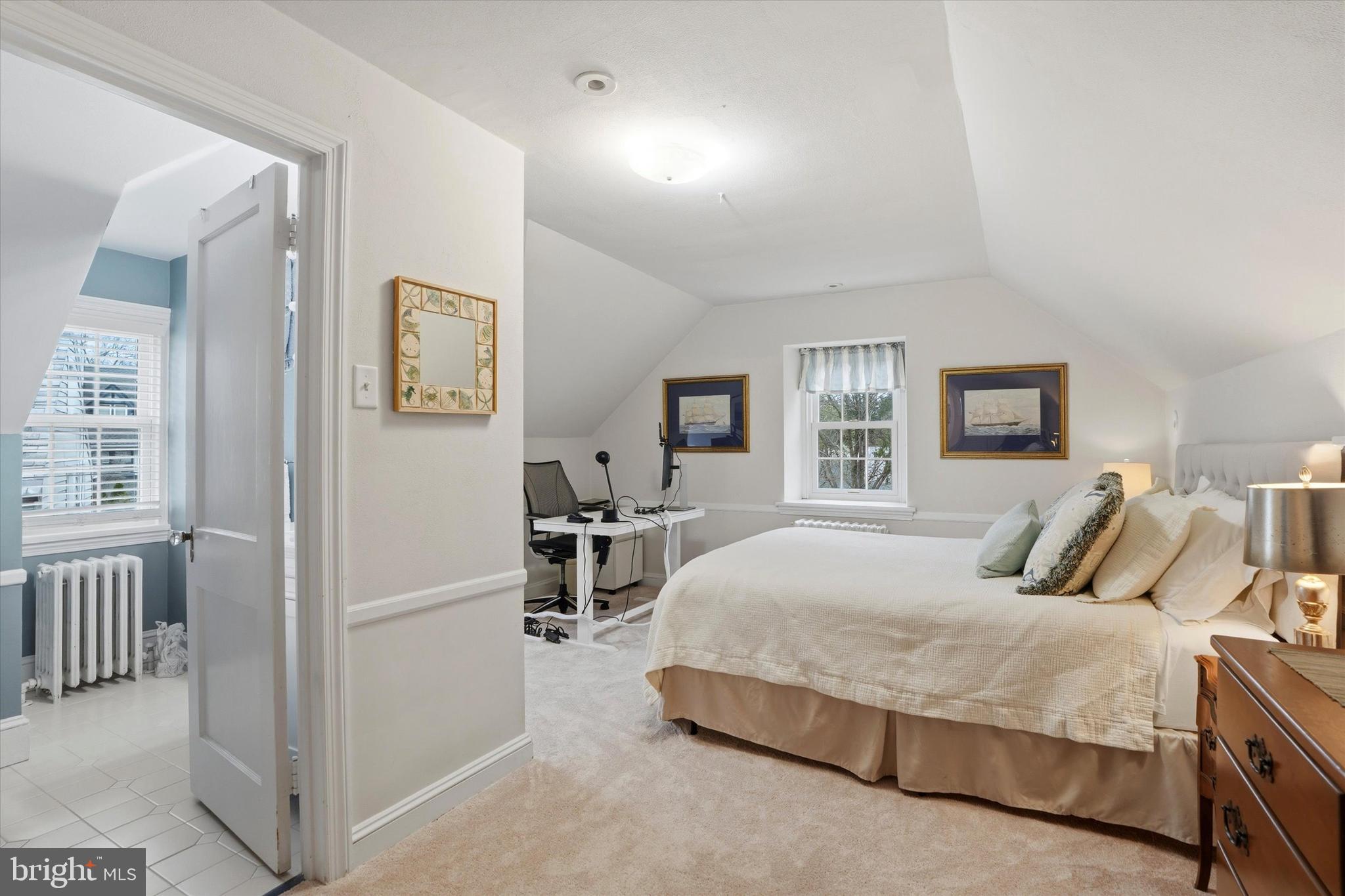 WYNNEWOOD PLAZA - Residential