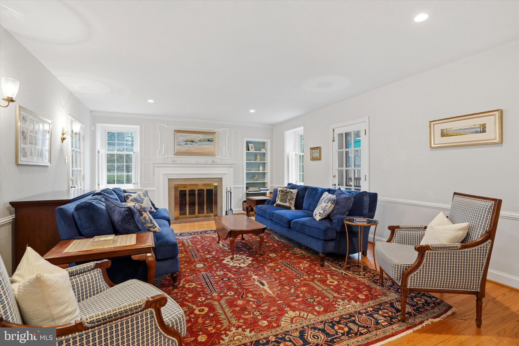 WYNNEWOOD PLAZA - Residential