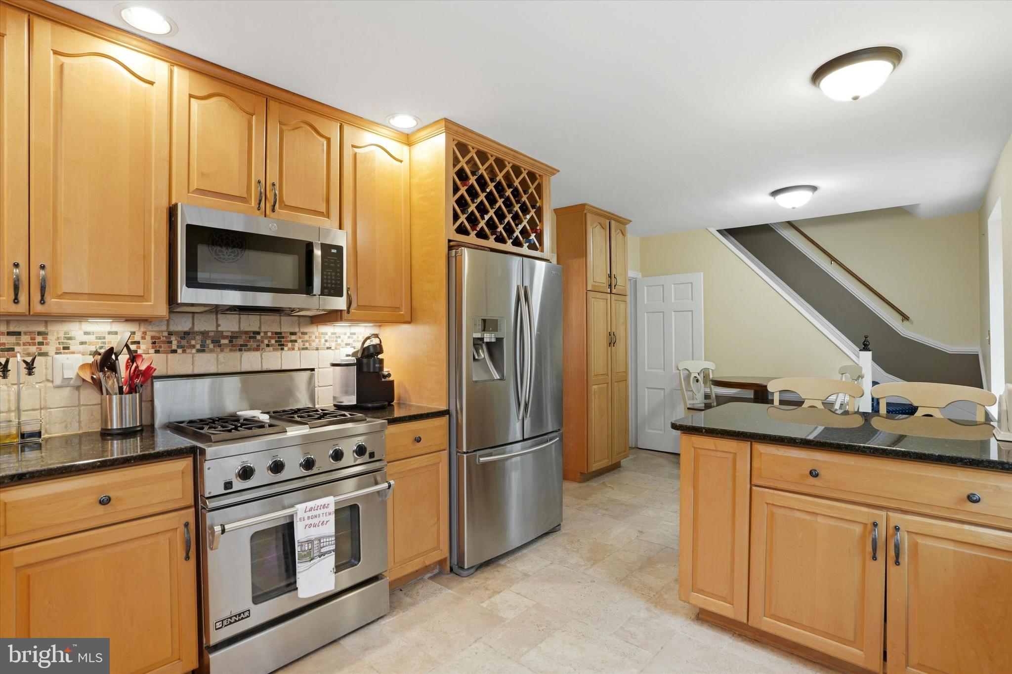 WYNNEWOOD PLAZA - Residential