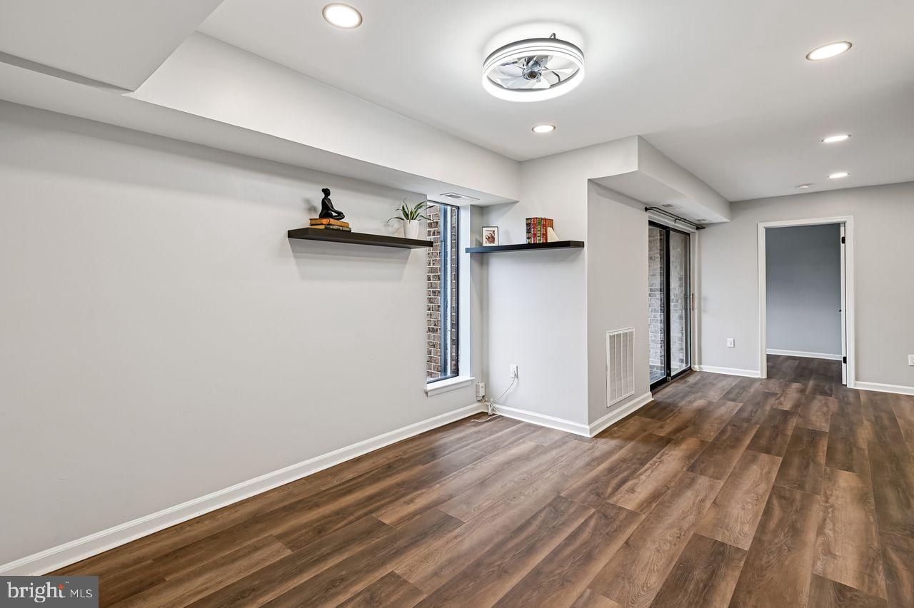 FAIRWINDS OF ANNAPOLIS - Residential