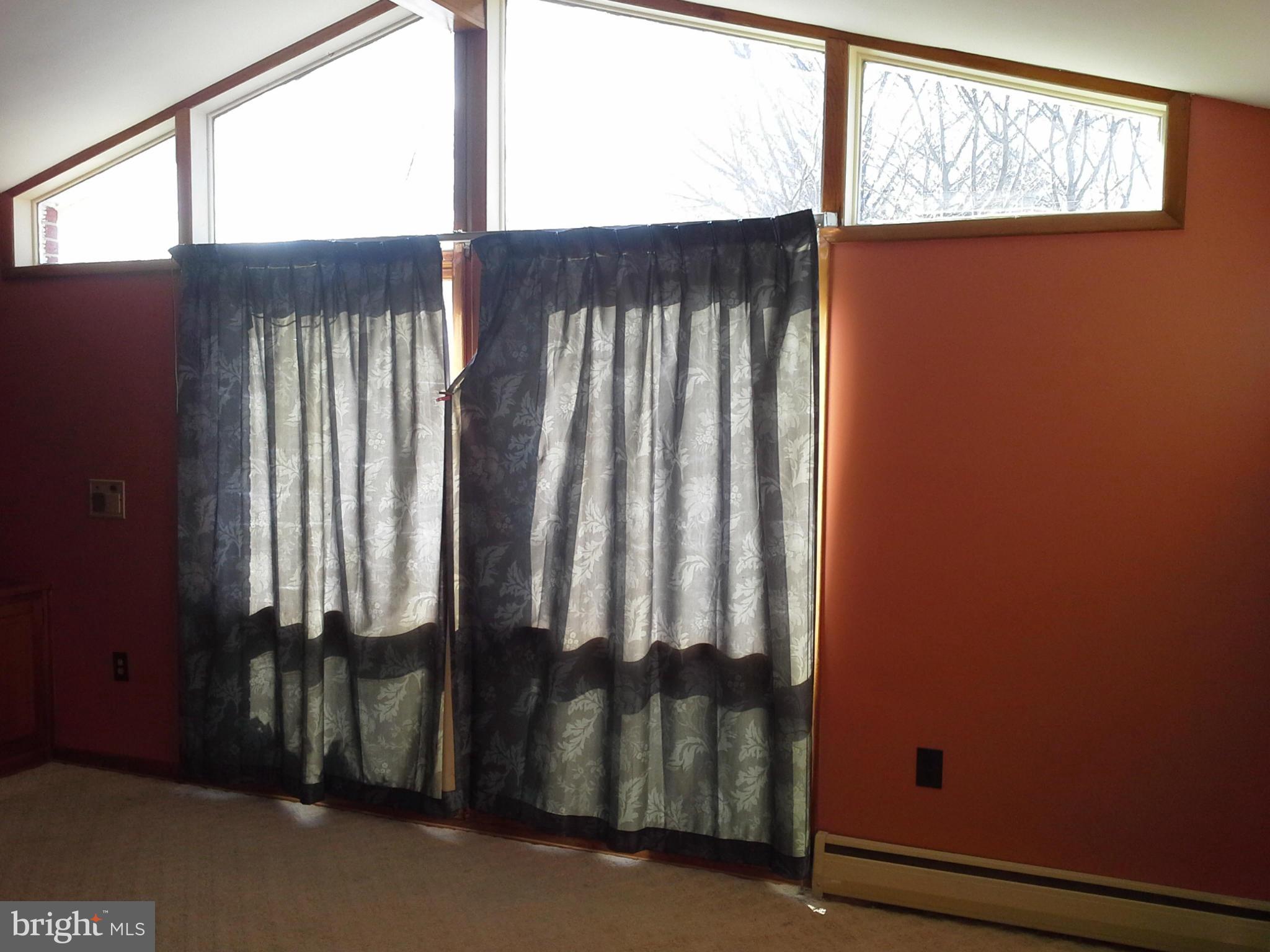 VAN BIBBER MANOR - Residential