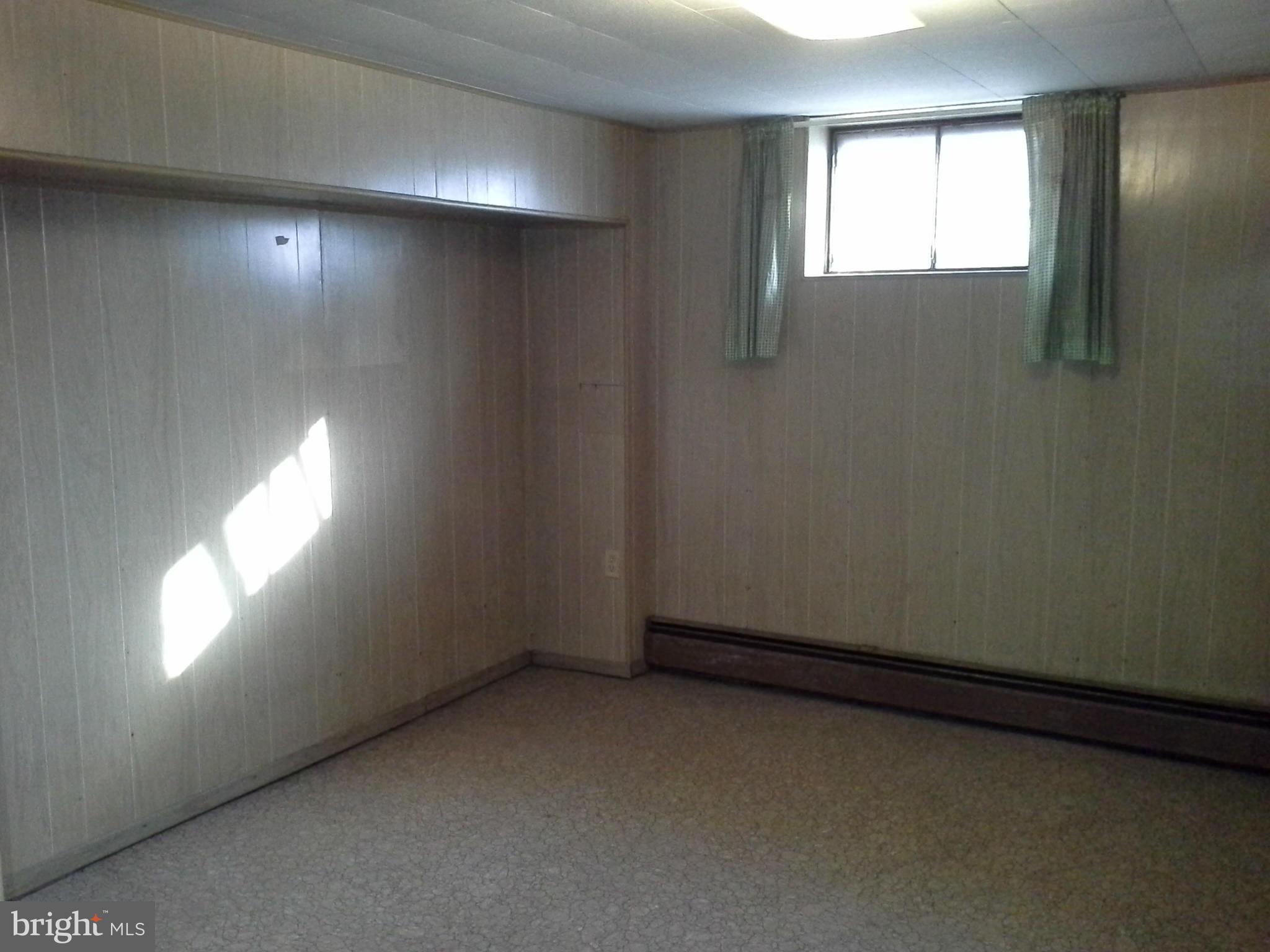 VAN BIBBER MANOR - Residential