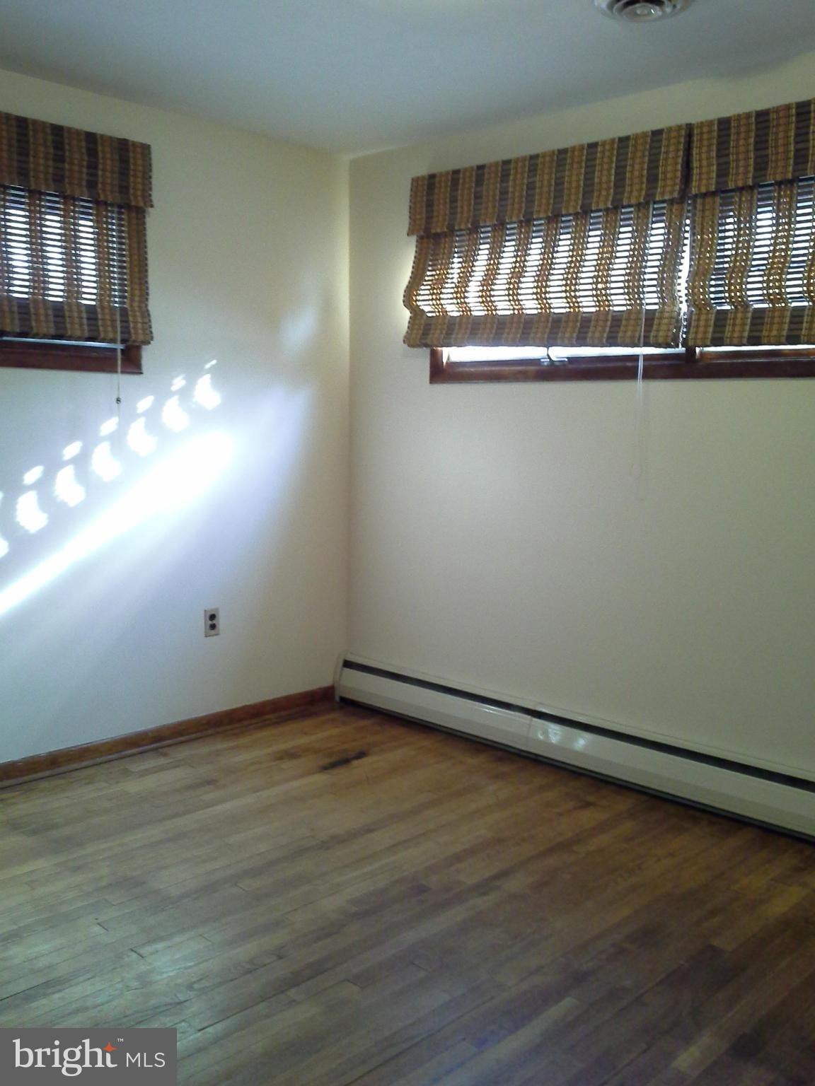 VAN BIBBER MANOR - Residential