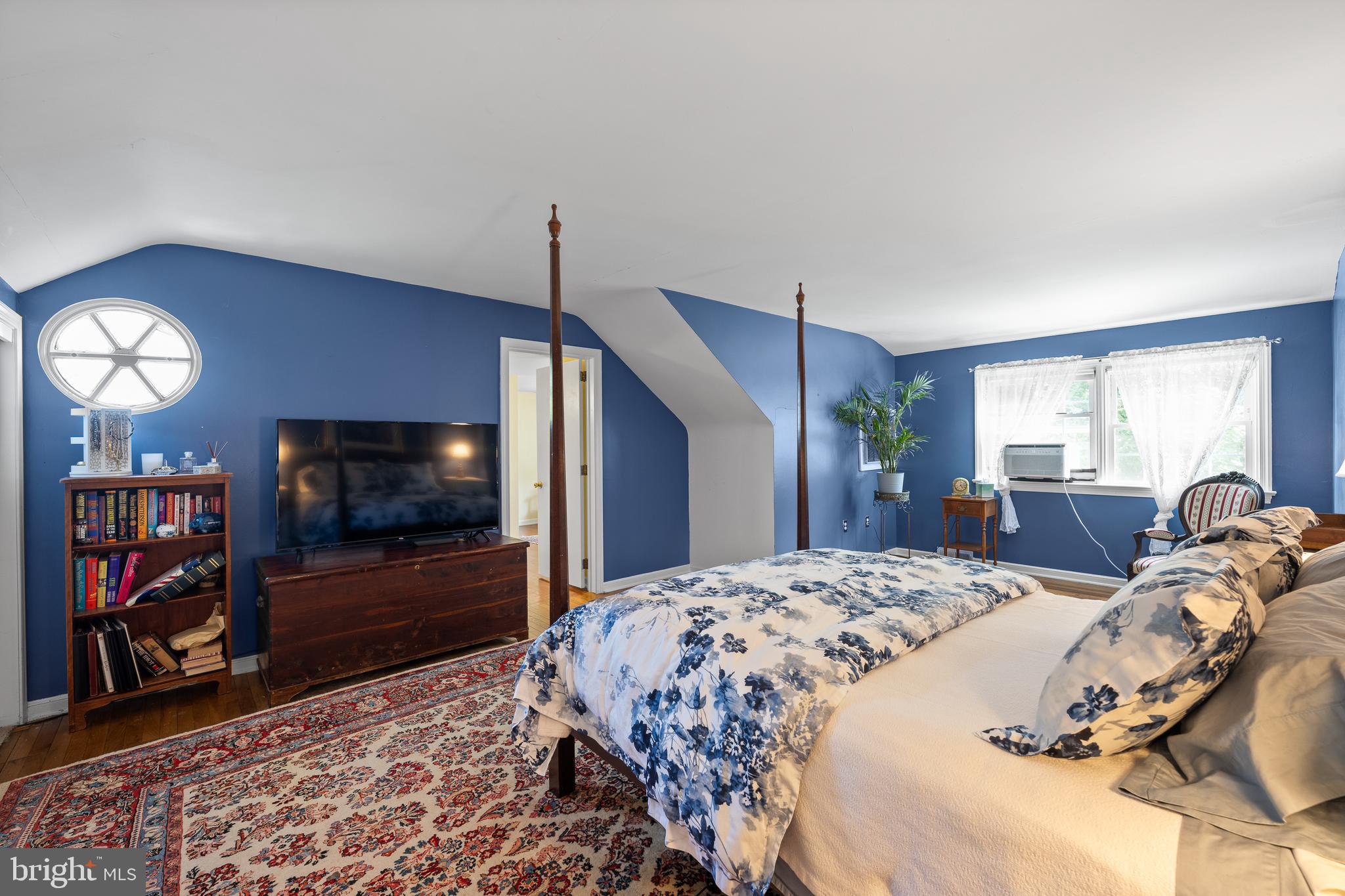 VALLEY FORGE - Residential