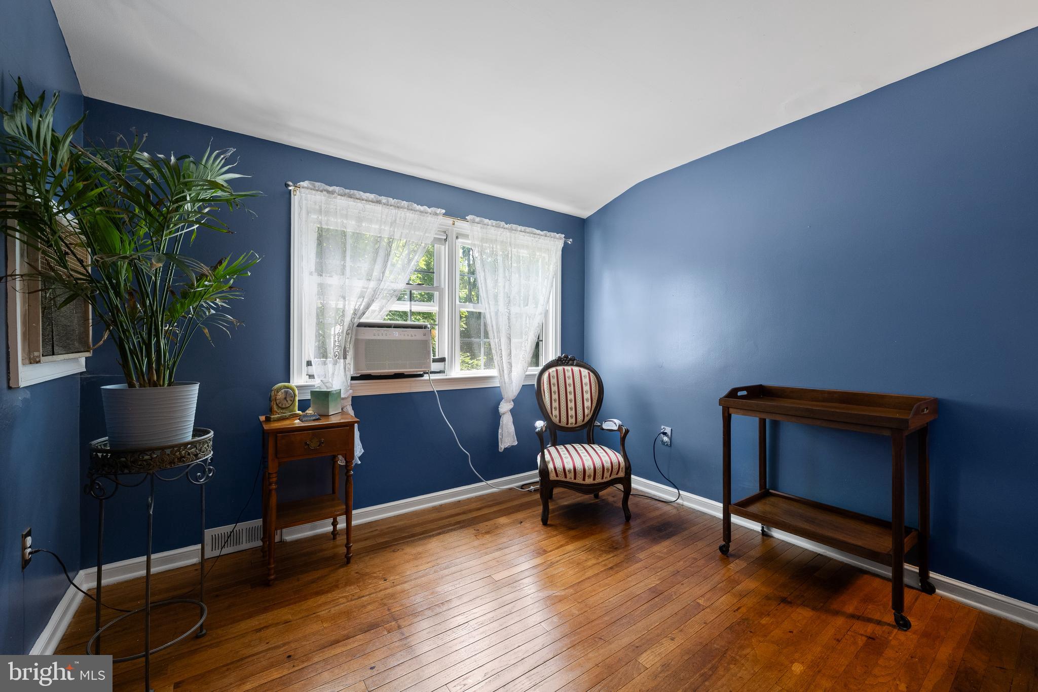 VALLEY FORGE - Residential