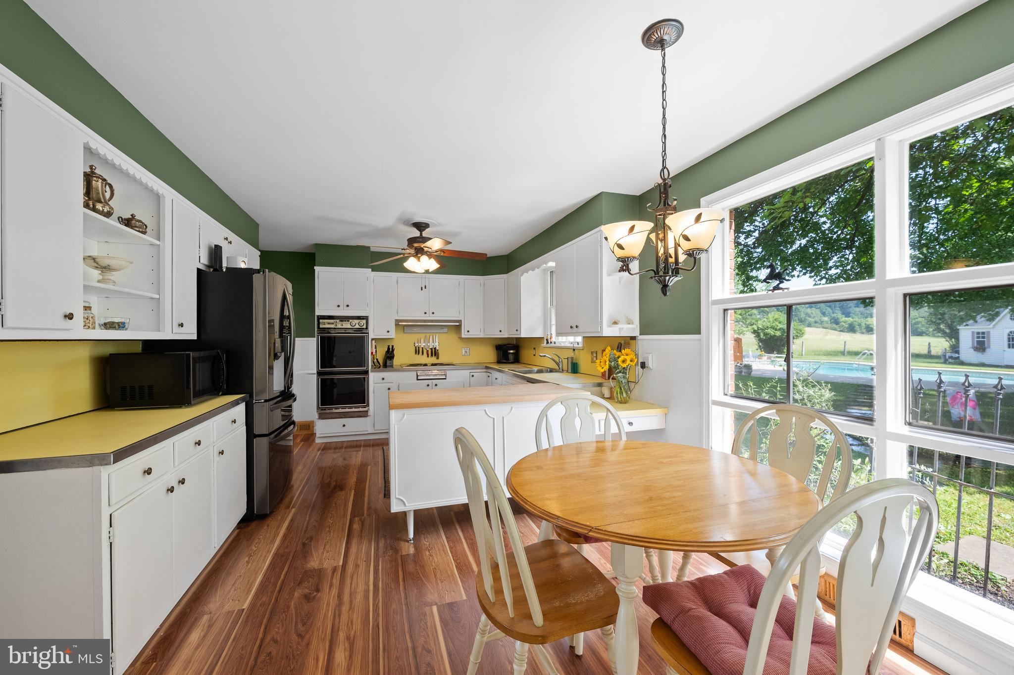 VALLEY FORGE - Residential