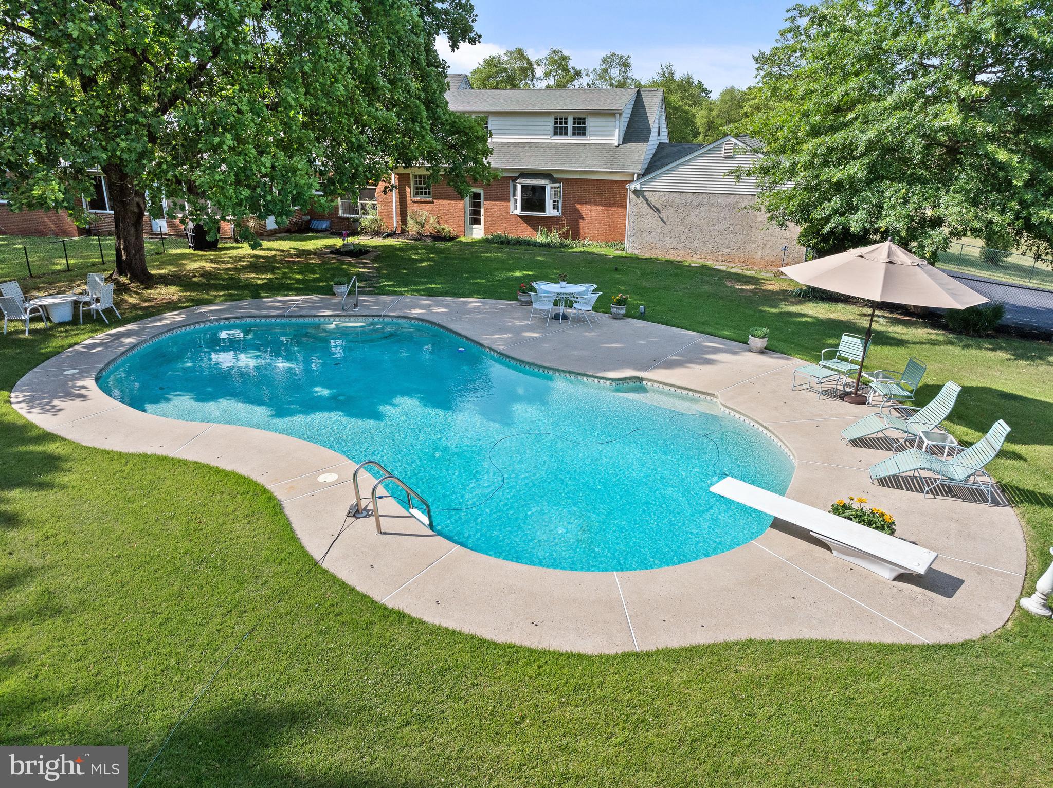 VALLEY FORGE - Residential