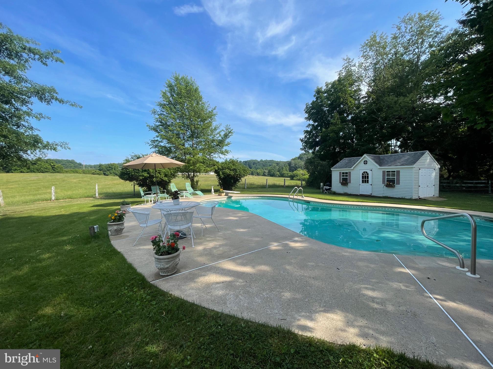 VALLEY FORGE - Residential