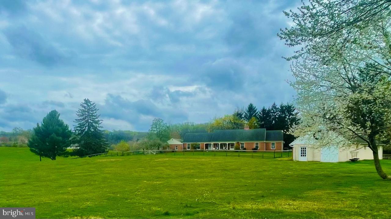 VALLEY FORGE - Residential