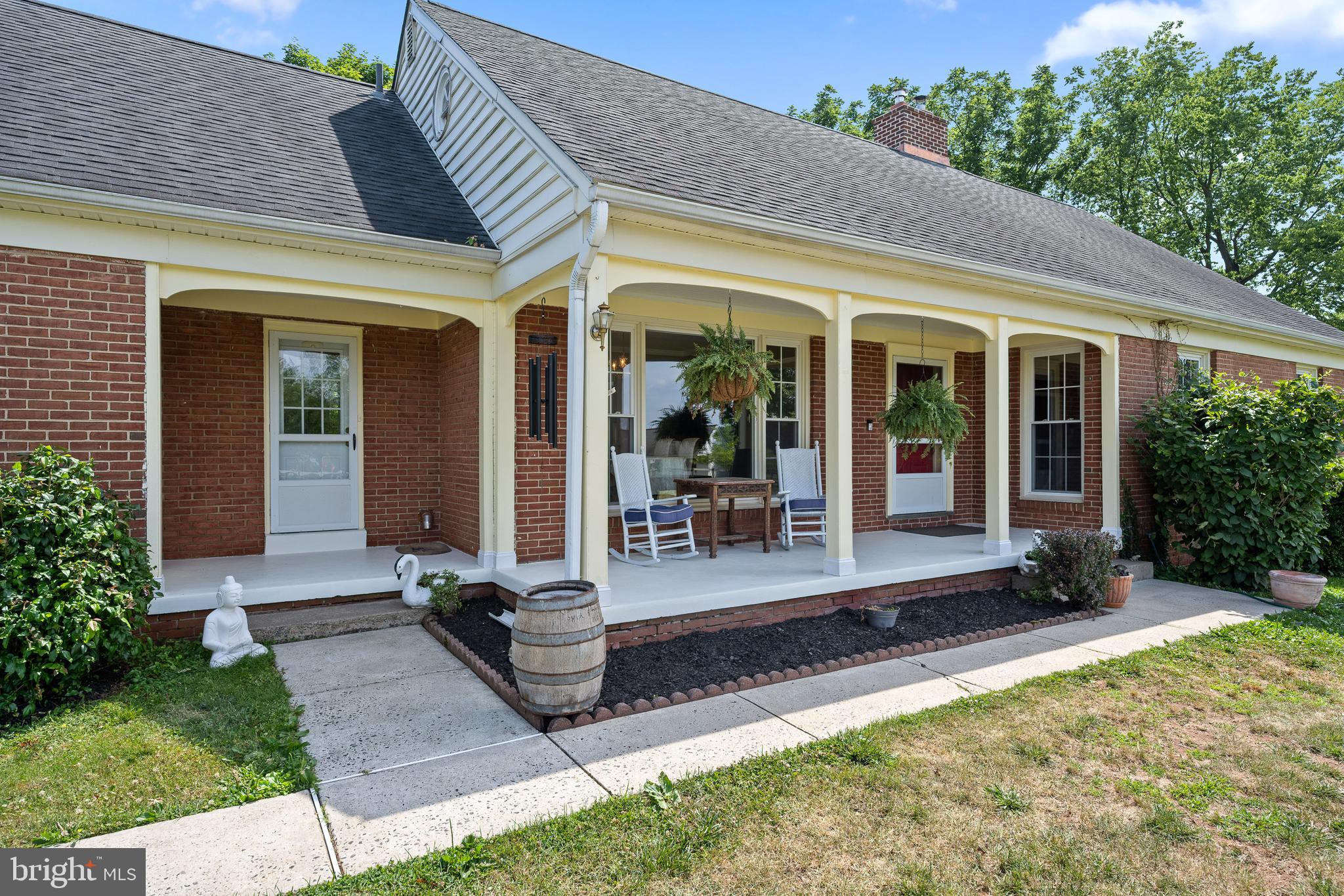 VALLEY FORGE - Residential