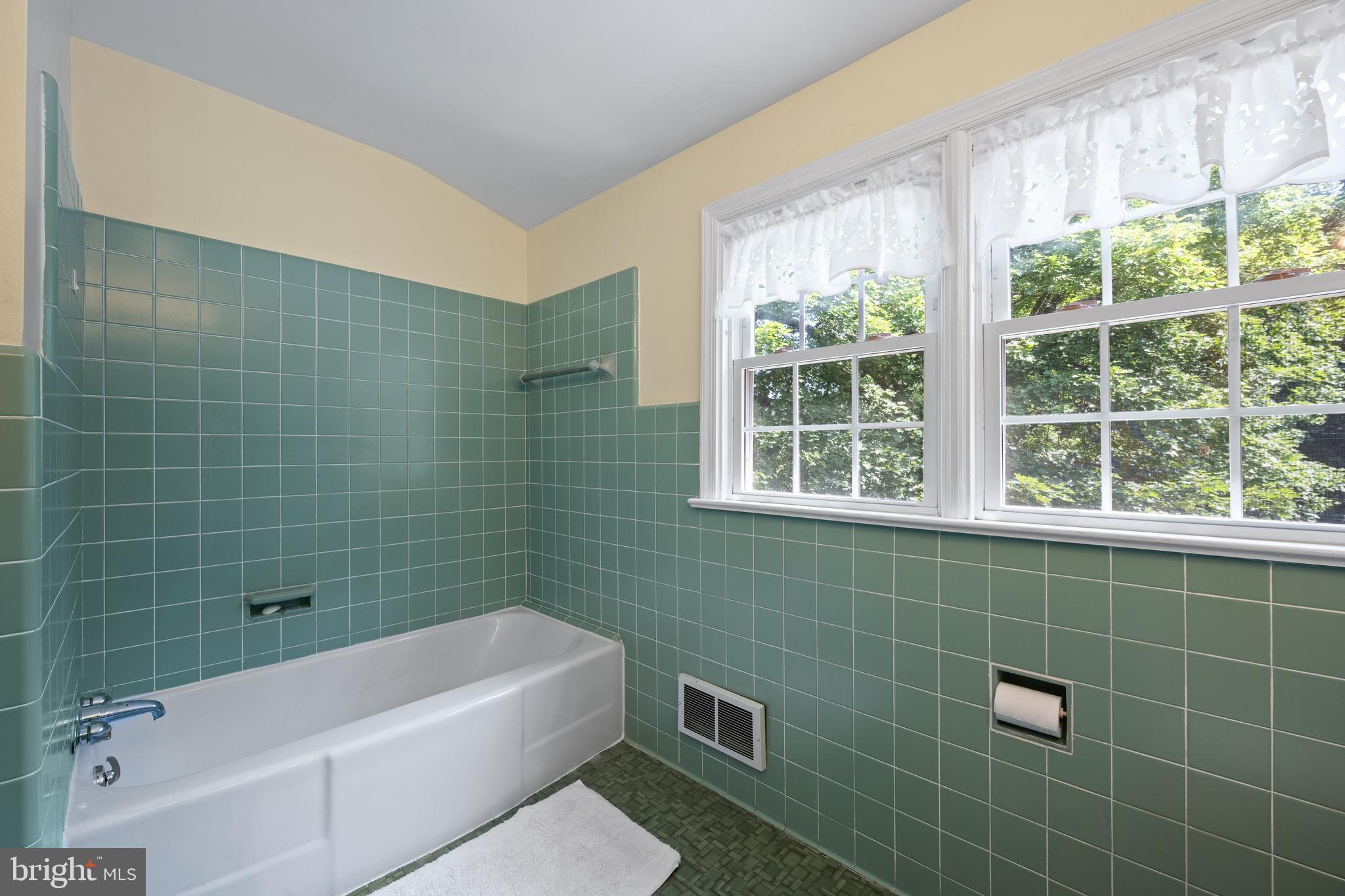 VALLEY FORGE - Residential