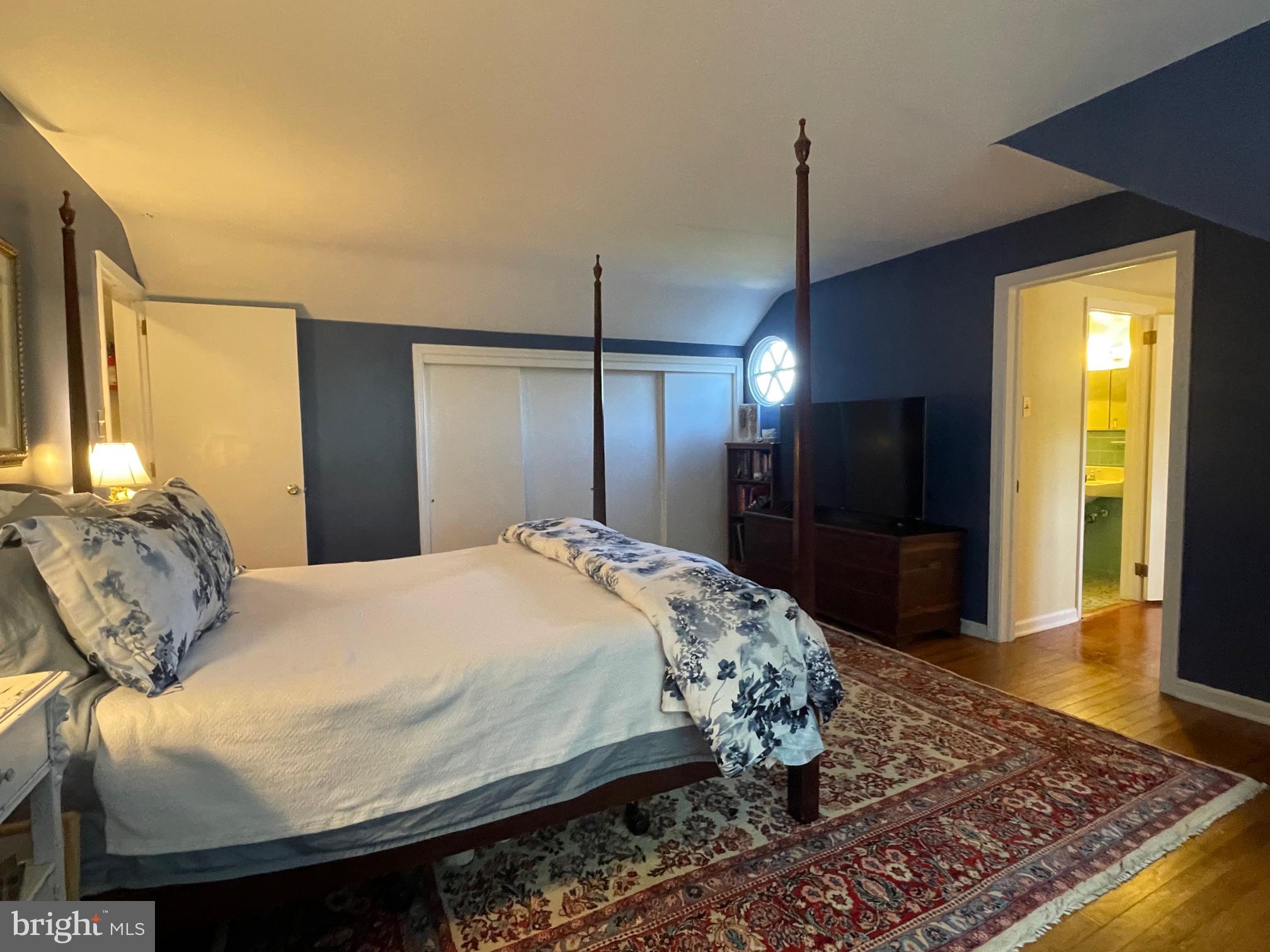 VALLEY FORGE - Residential