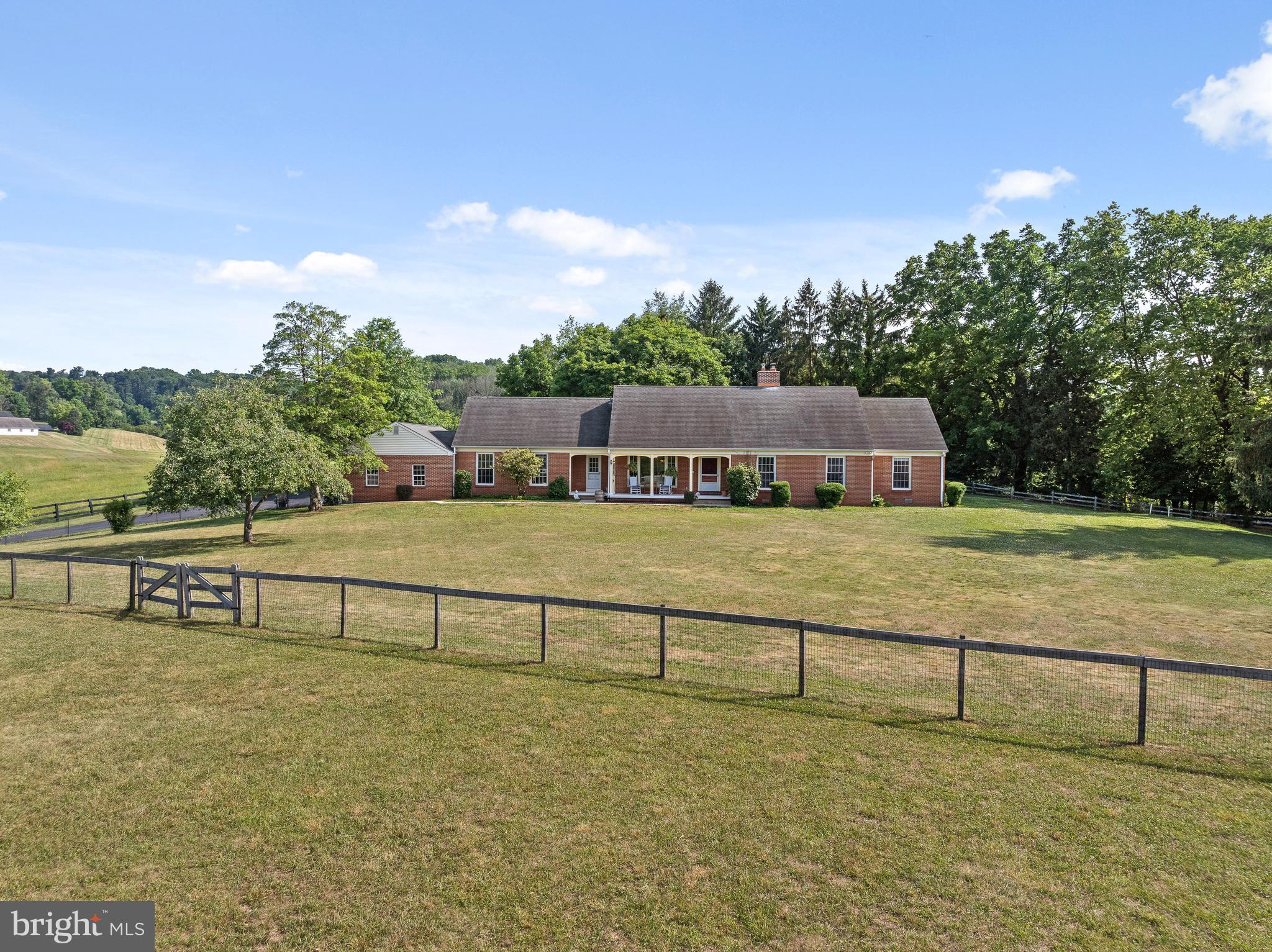 VALLEY FORGE - Residential