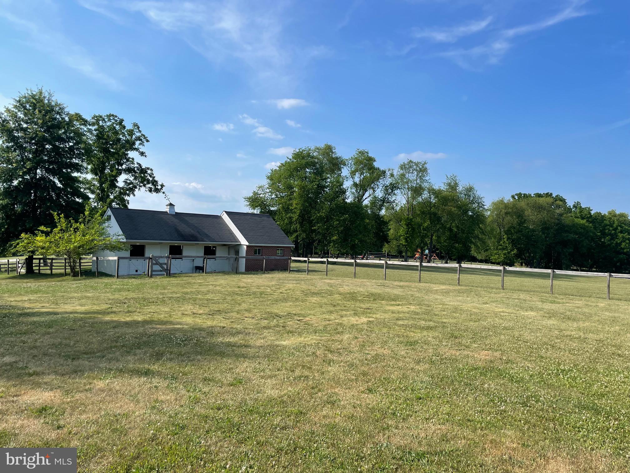 VALLEY FORGE - Residential