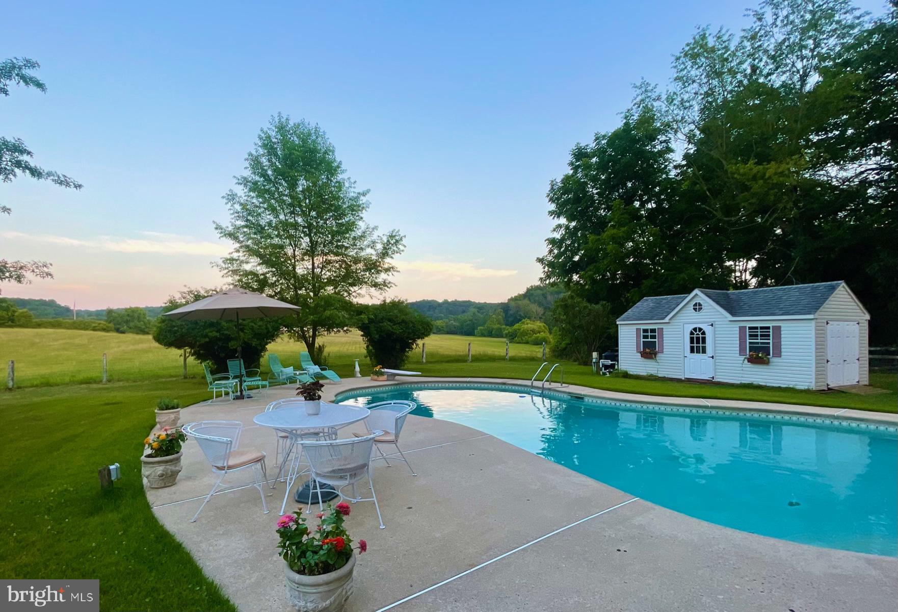 VALLEY FORGE - Residential