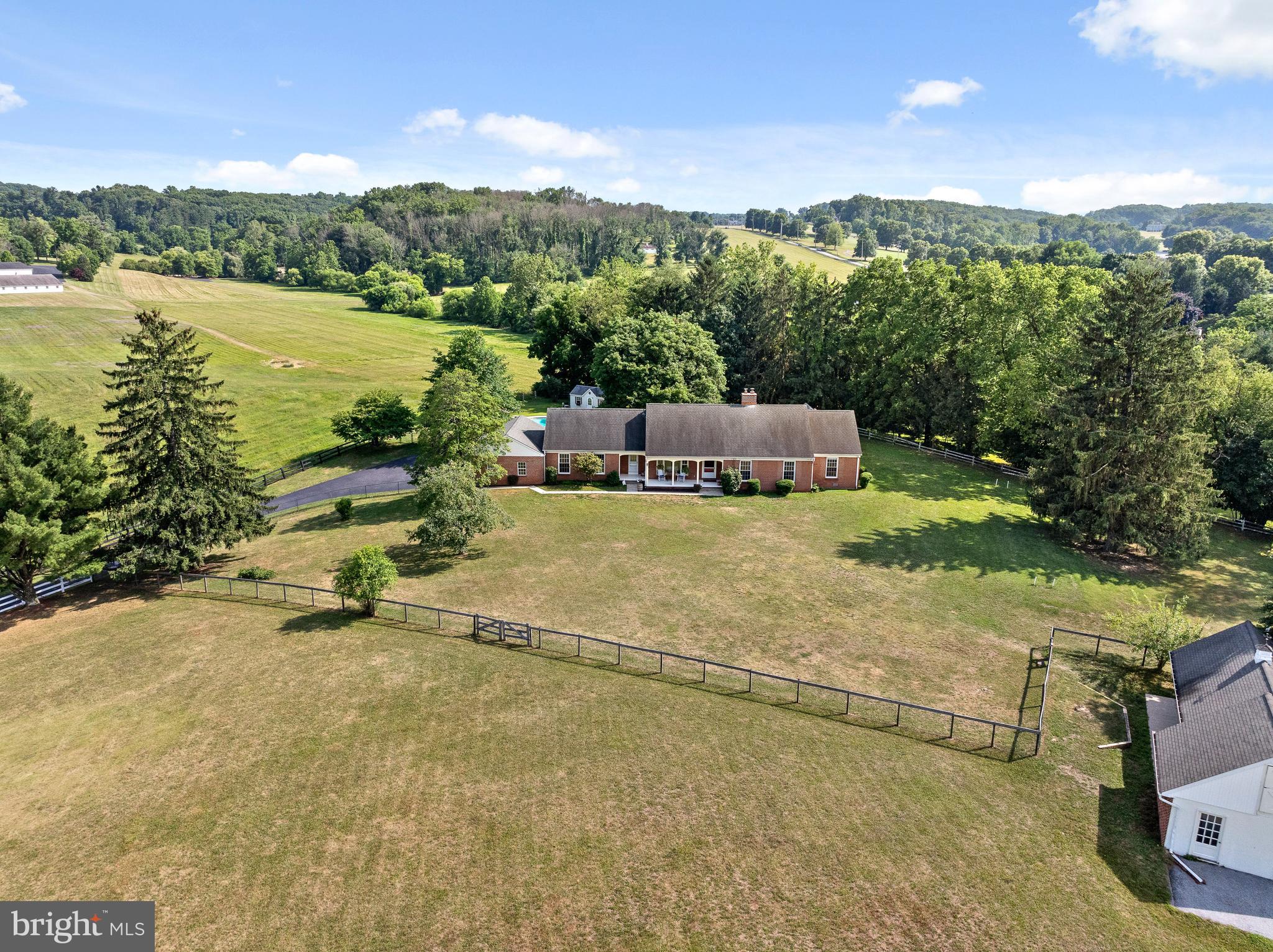 VALLEY FORGE - Residential