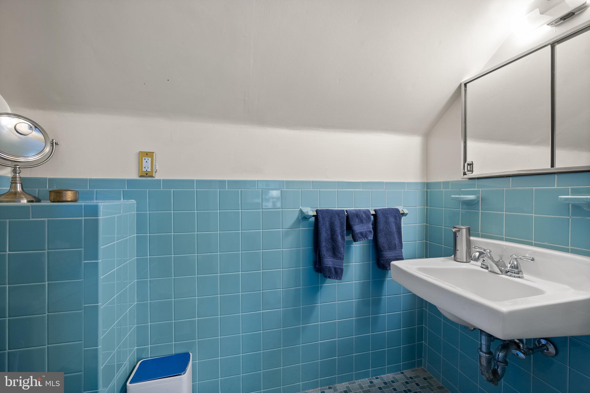 VALLEY FORGE - Residential