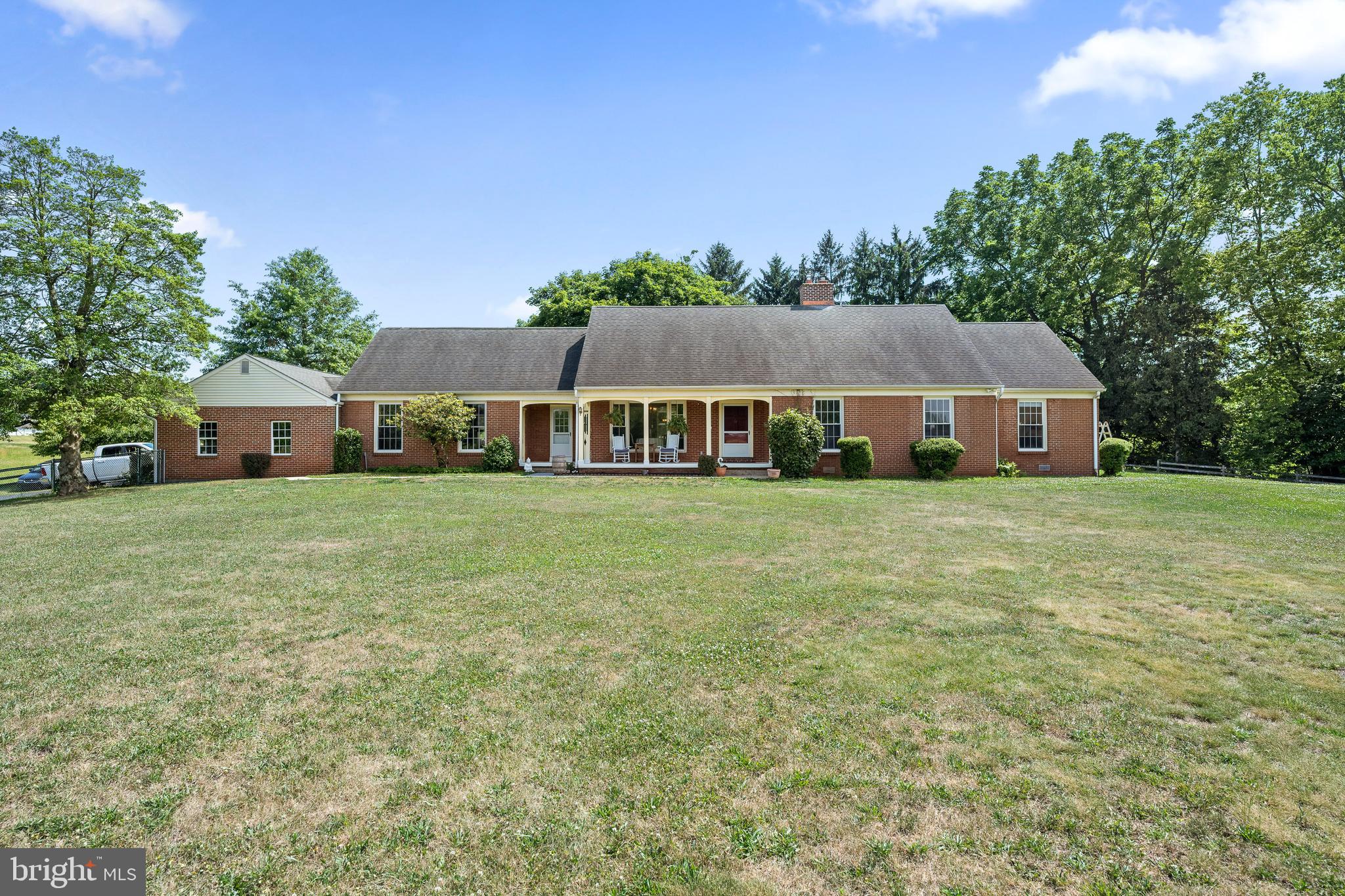 VALLEY FORGE - Residential