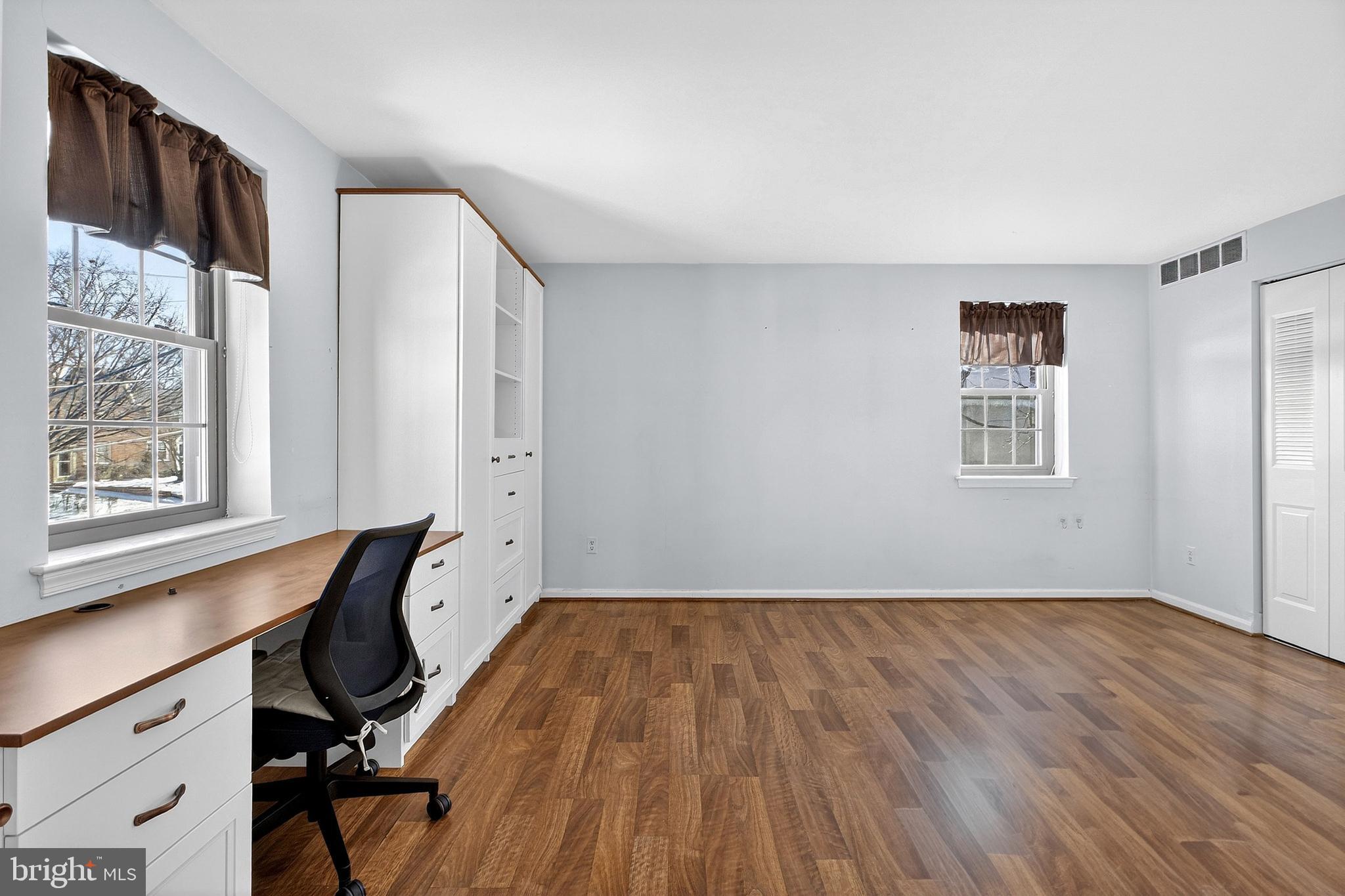 GREENLEAF - Residential