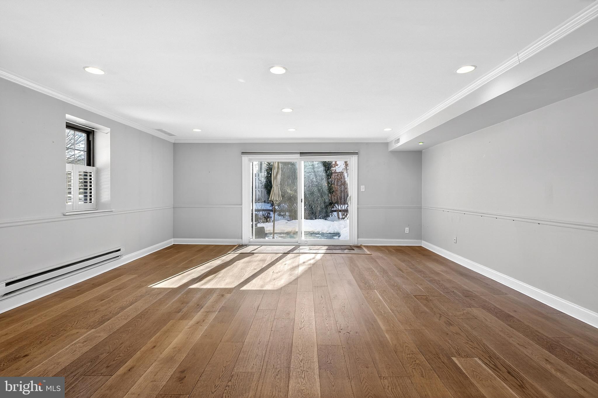 GREENLEAF - Residential