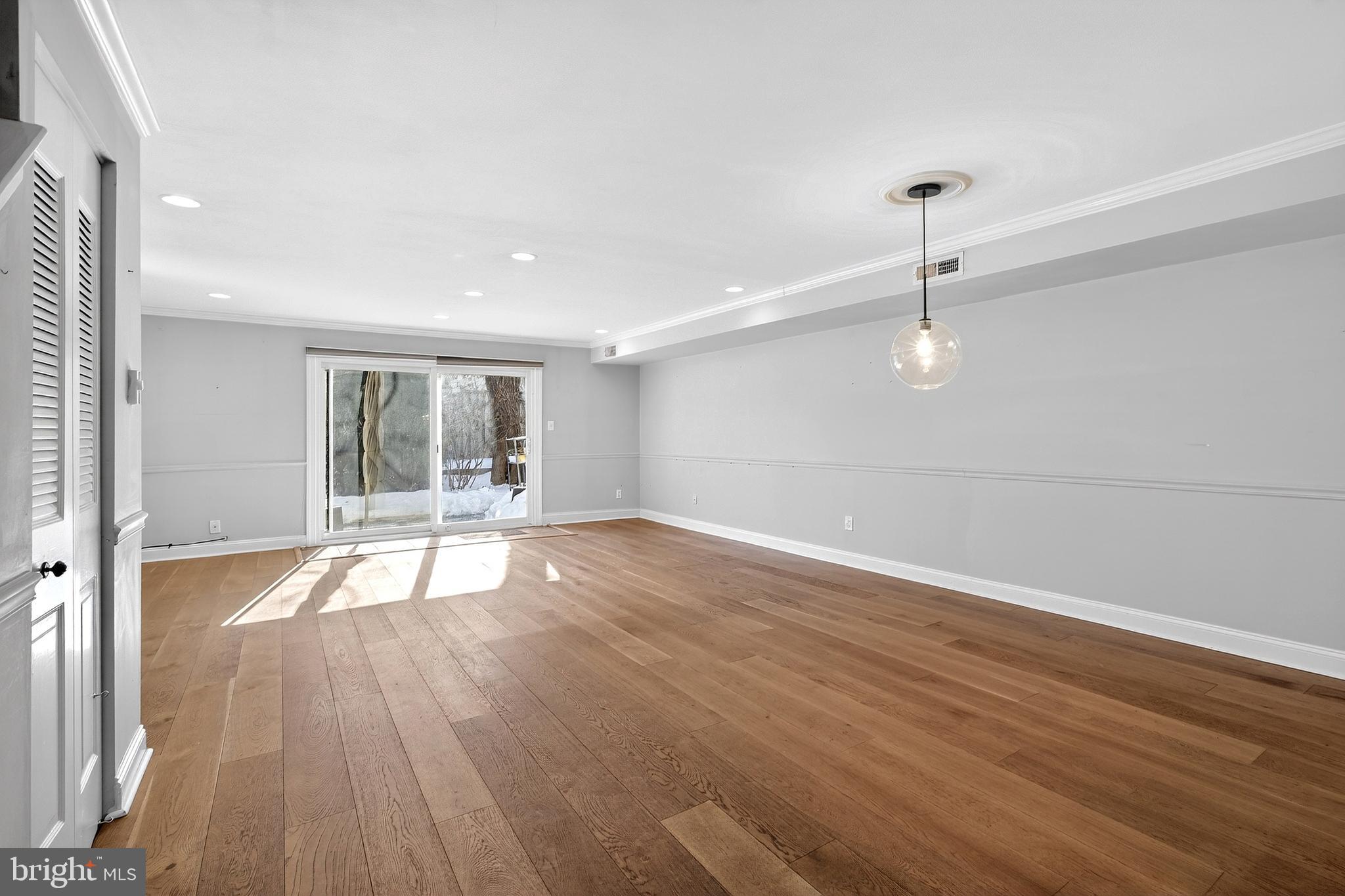 GREENLEAF - Residential