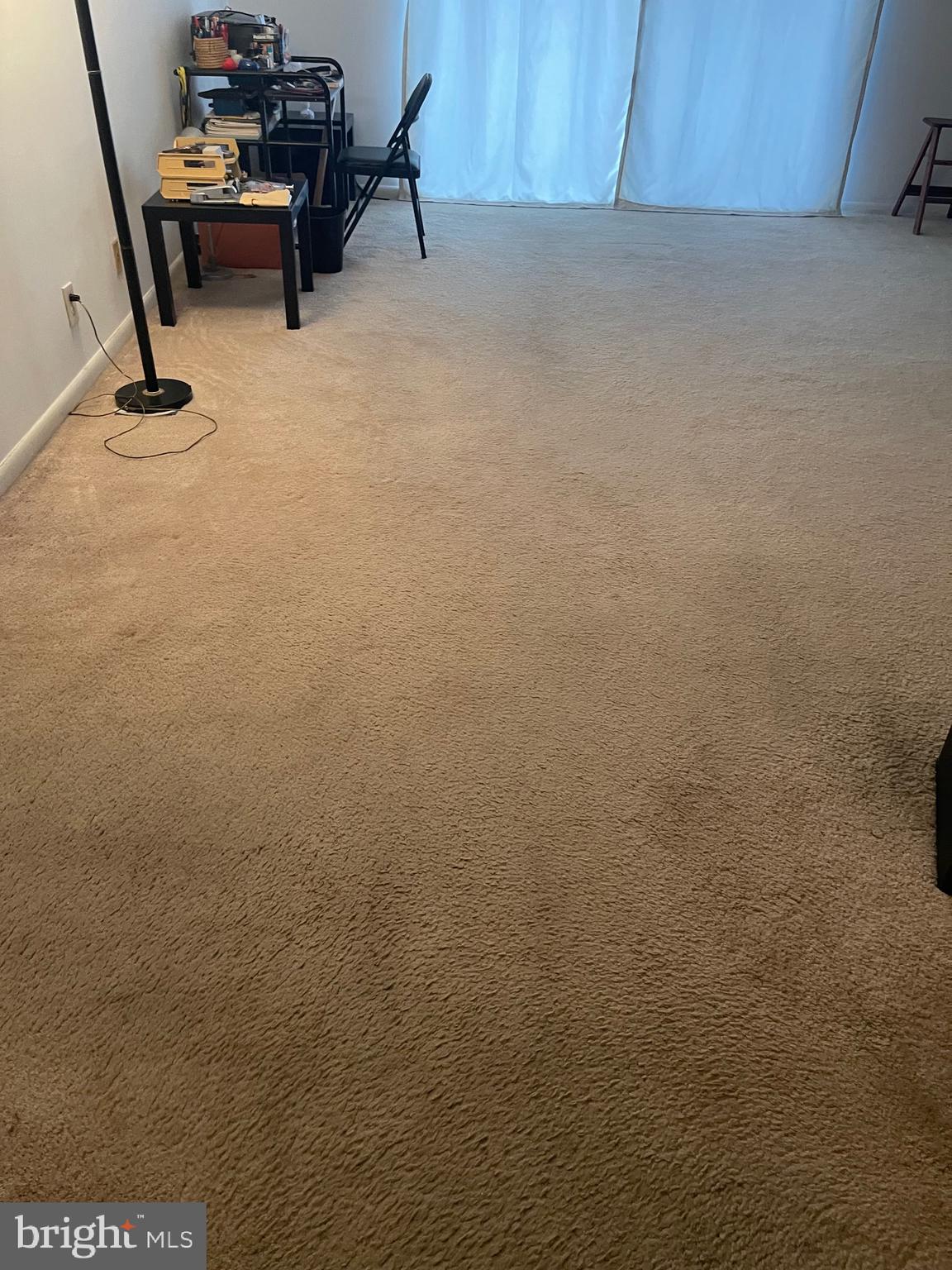 COLUMBIA TOWERS - Residential