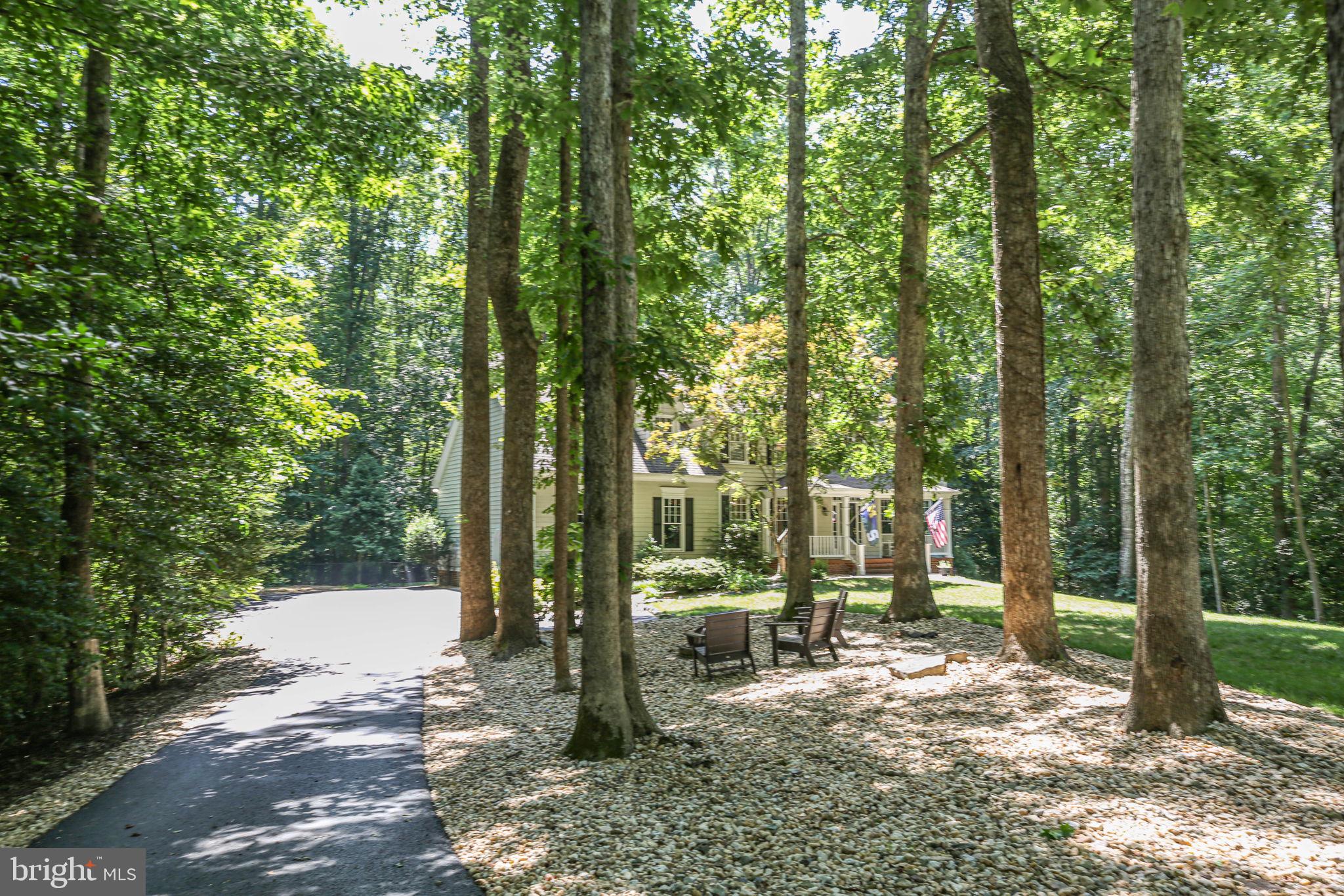 7217 BLOOMSBURY LANE