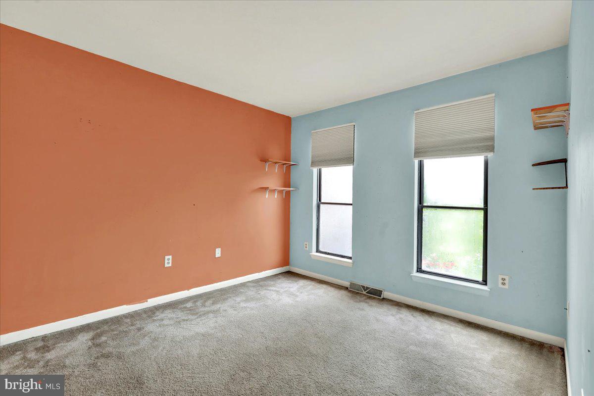 CROSSGATES - Residential