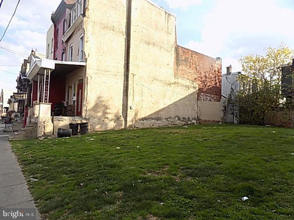 Photo of 1622 W Lehigh Avenue W, PHILADELPHIA, PA 19132 (MLS # PAPH2545682)