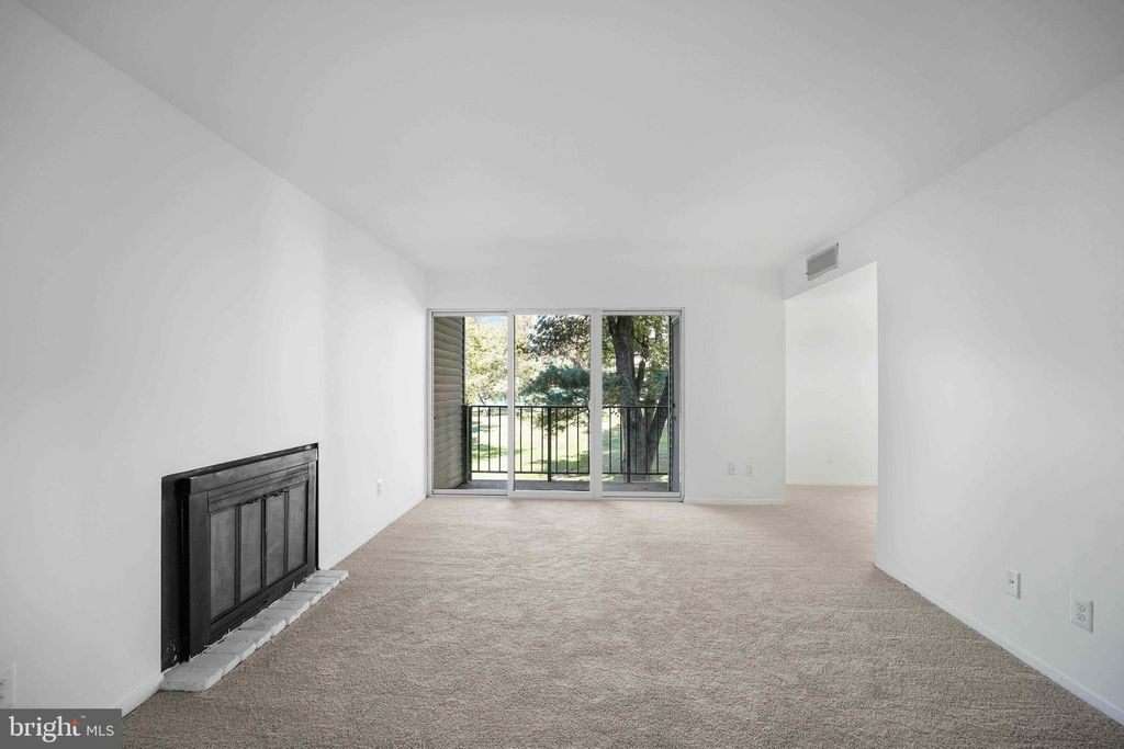 Photo of 106 Duvall Lane #43, GAITHERSBURG, MD 20877 (MLS # MDMC2201028)