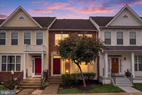 Photo of 15666 William Bayliss Court, WOODBRIDGE, VA 22191 (MLS # VAPW2120744)