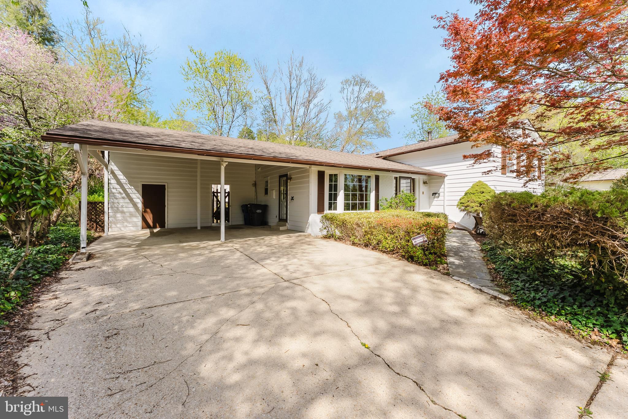 CANTERBURY WOODS - Residential