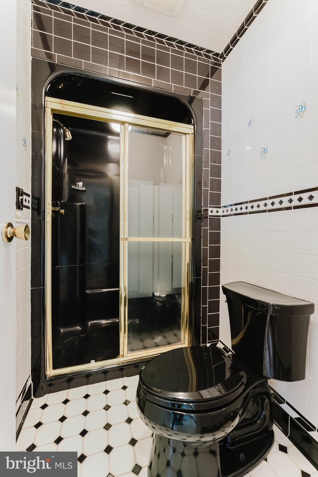 CANTERBURY WOODS - Residential