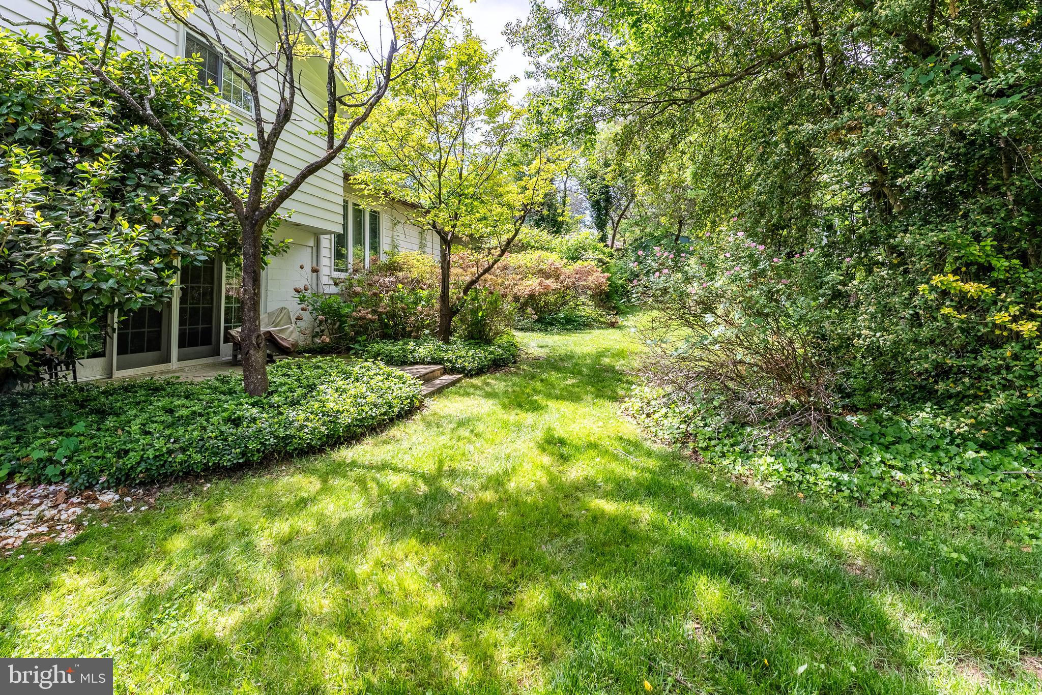 CANTERBURY WOODS - Residential