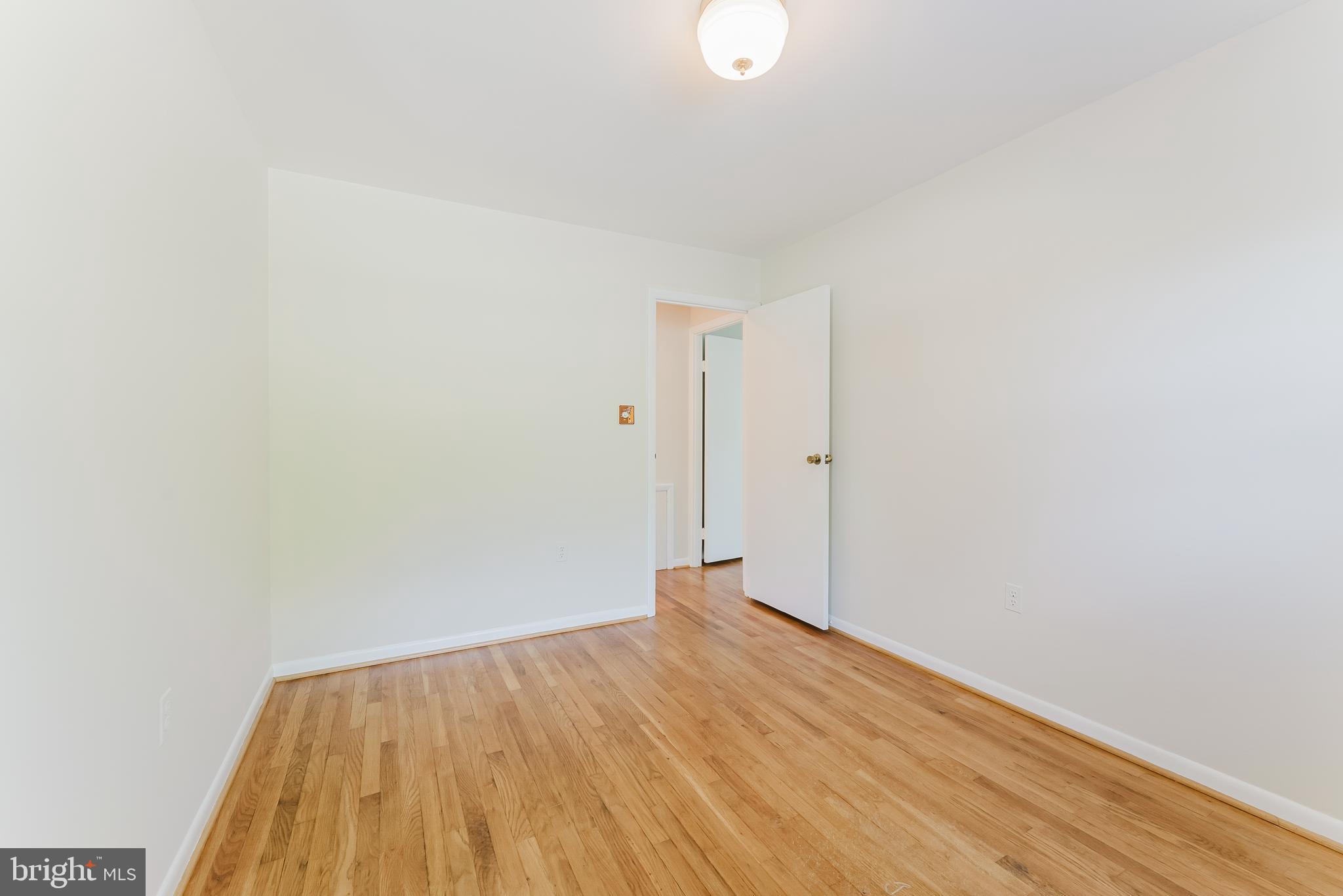 CANTERBURY WOODS - Residential