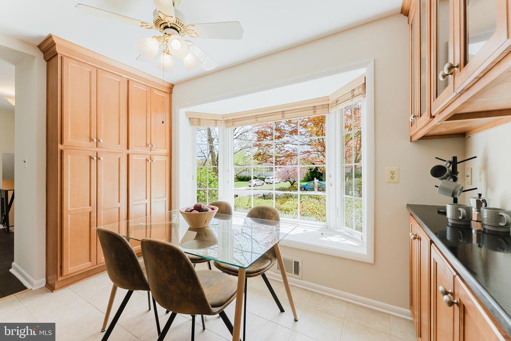 Photo of 8608 Queen Elizabeth Boulevard, ANNANDALE, VA 22003 (MLS # VAFX2301430)