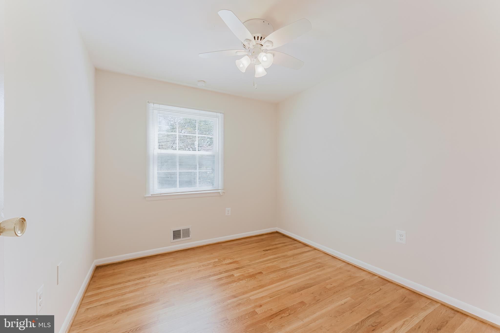 CANTERBURY WOODS - Residential