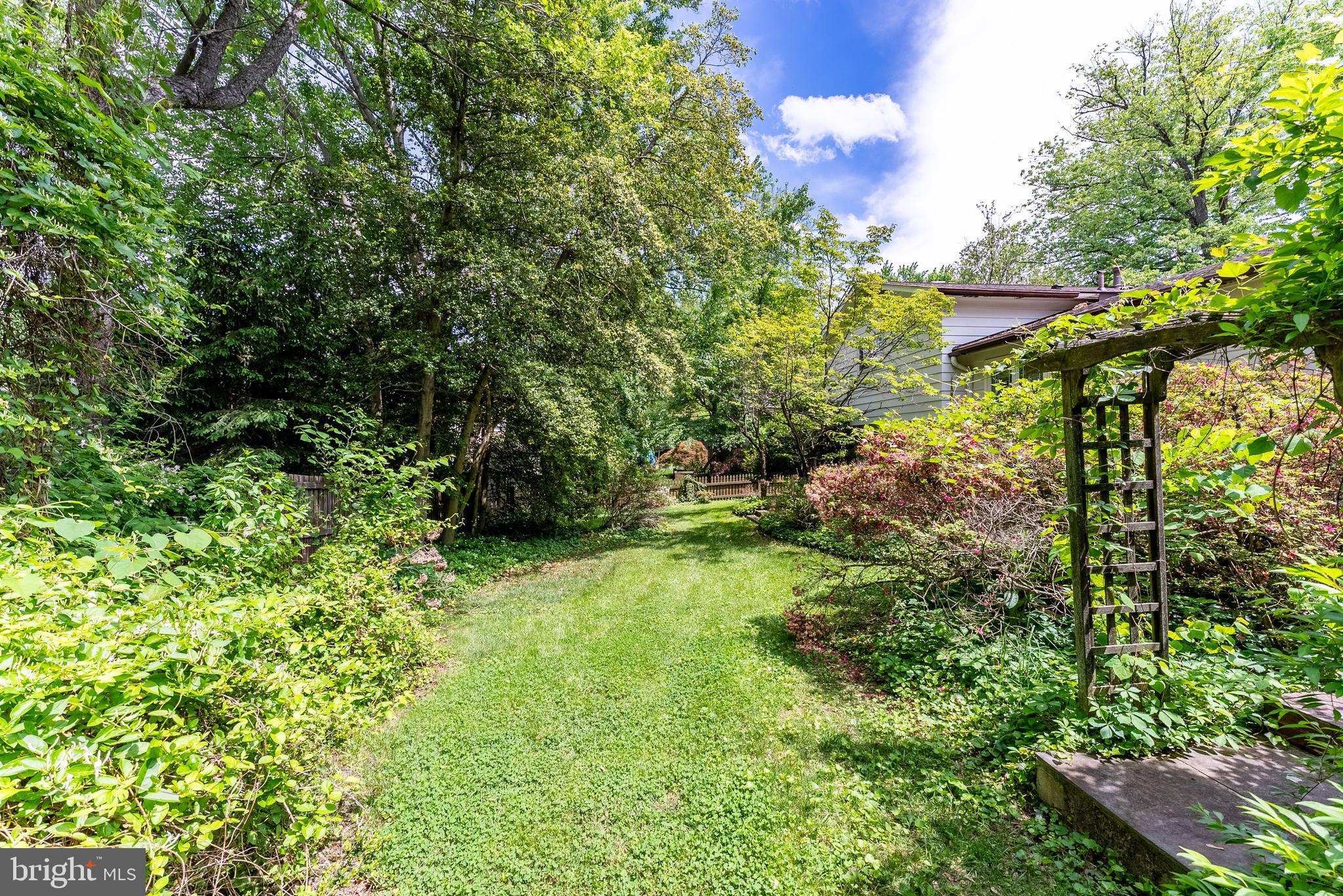CANTERBURY WOODS - Residential
