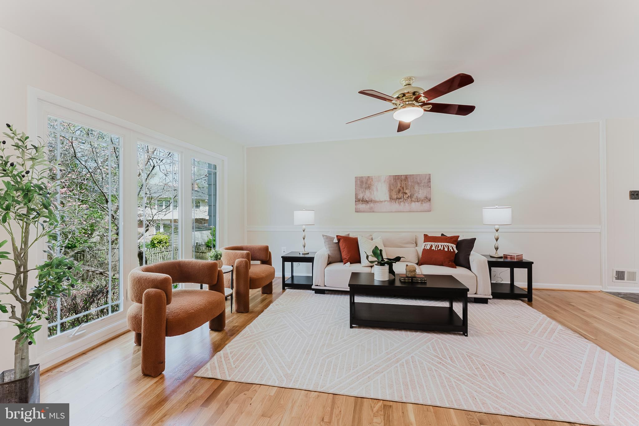 CANTERBURY WOODS - Residential