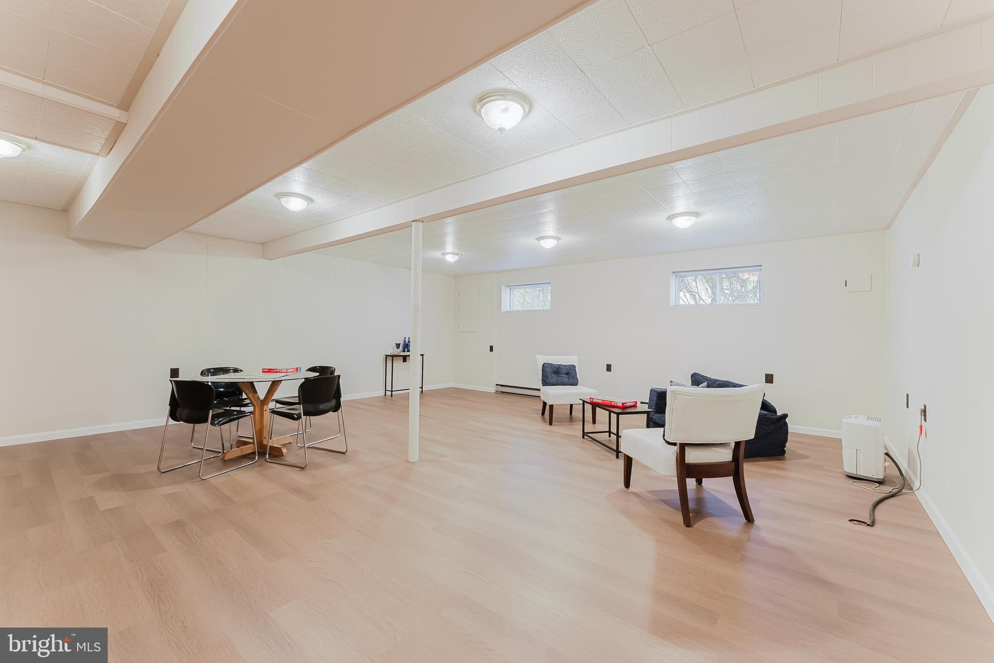 CANTERBURY WOODS - Residential