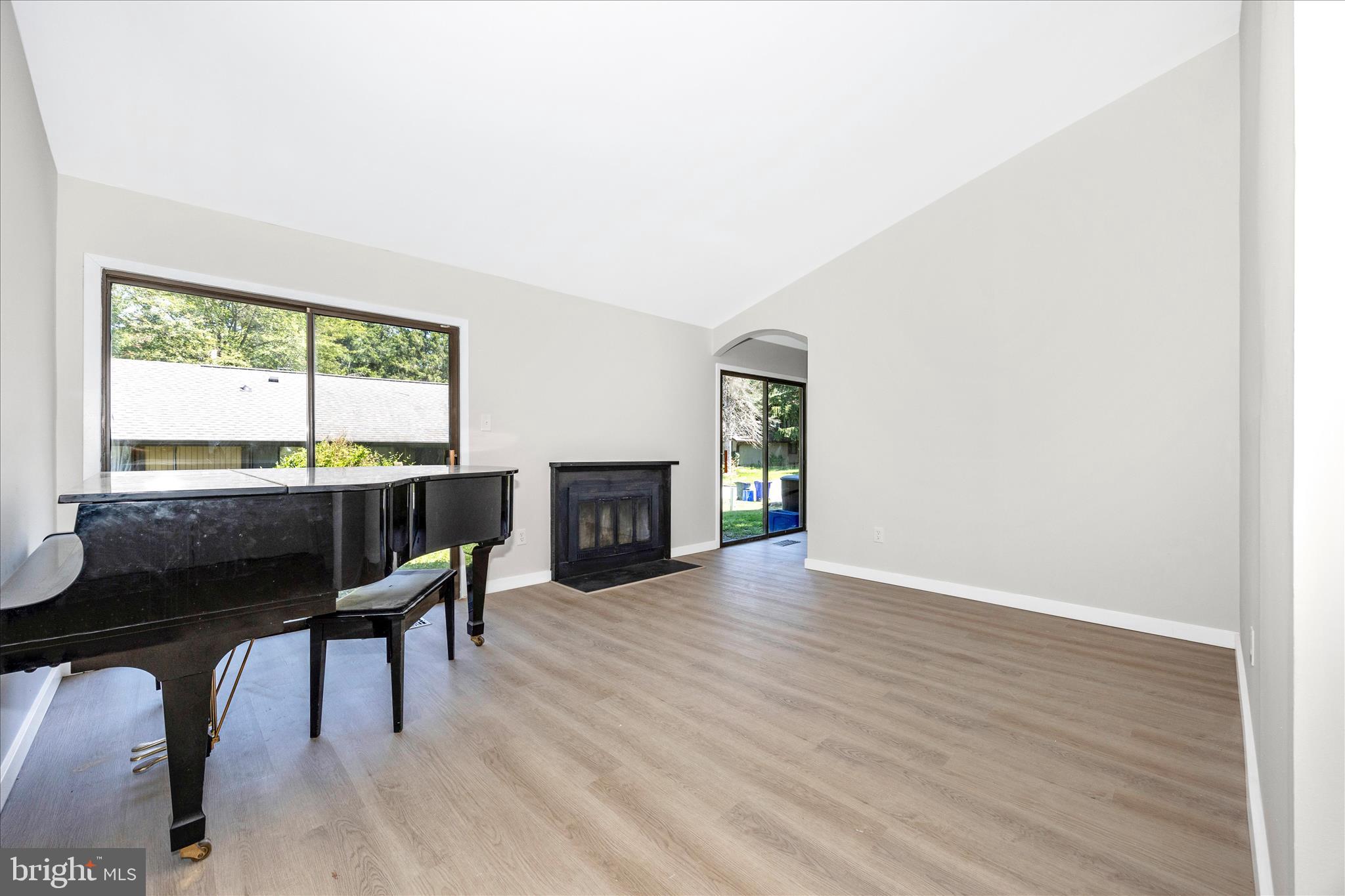 MONTGOMERY VILLAGE - Residential