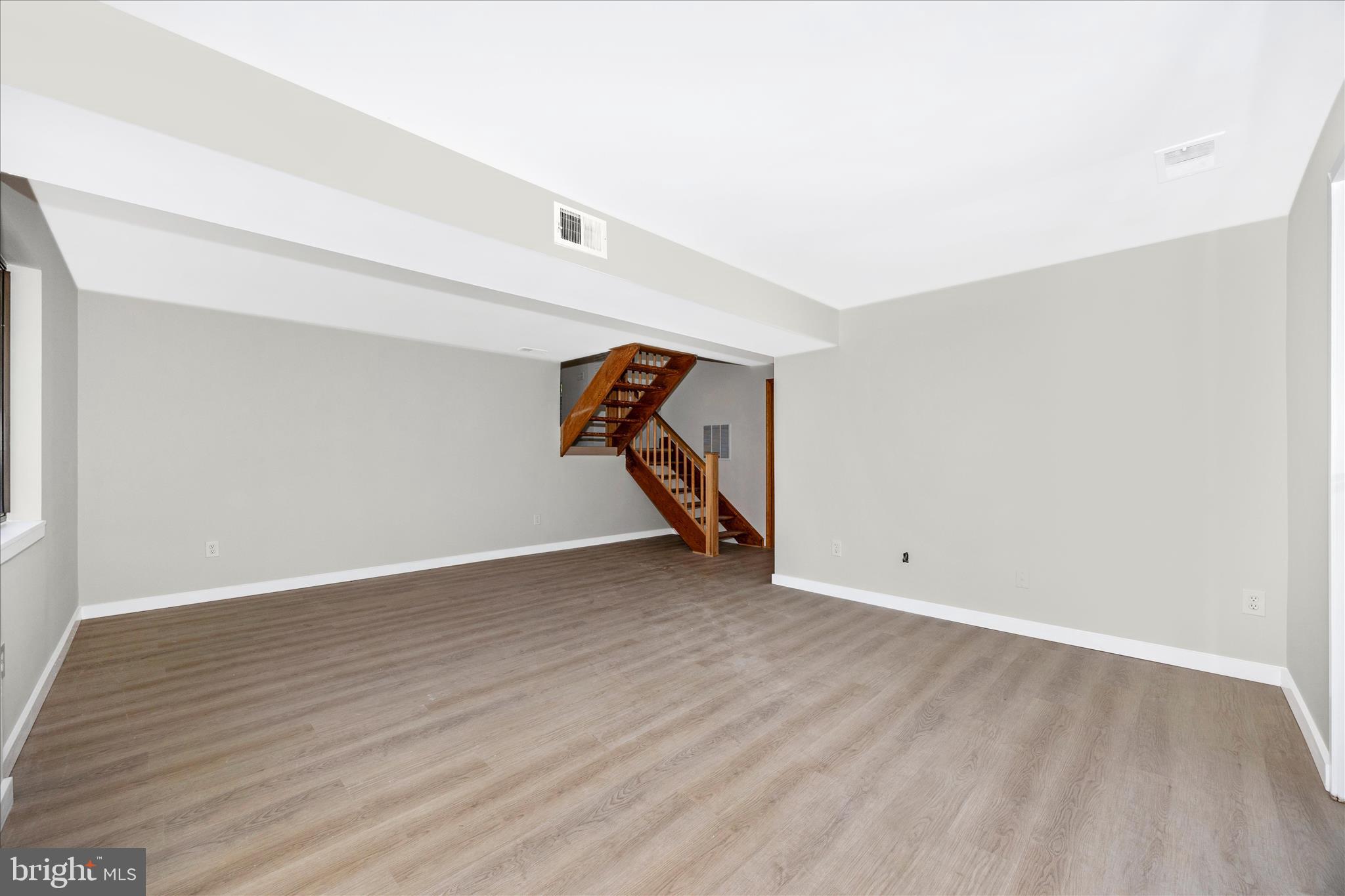 MONTGOMERY VILLAGE - Residential