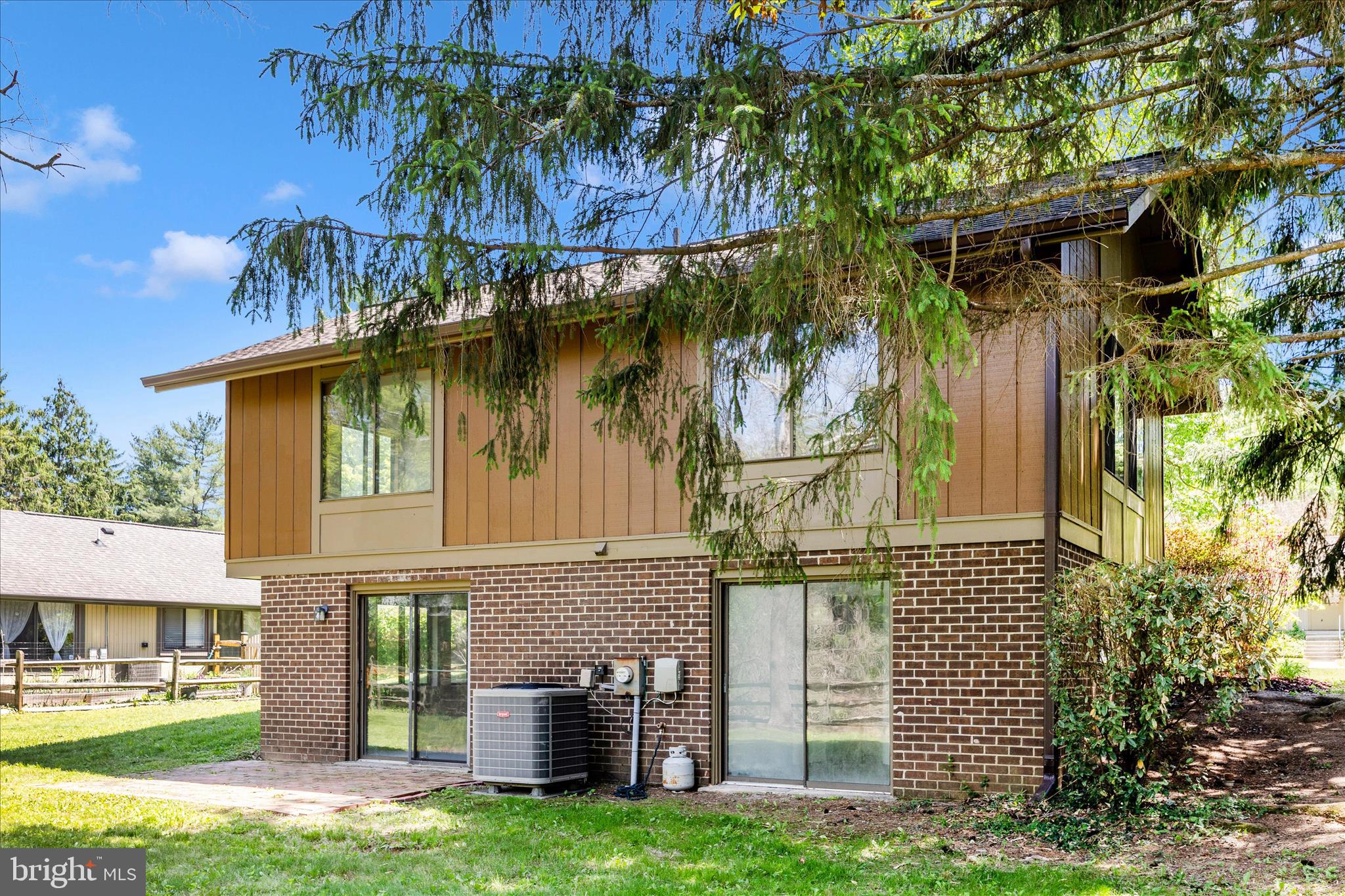 MONTGOMERY VILLAGE - Residential