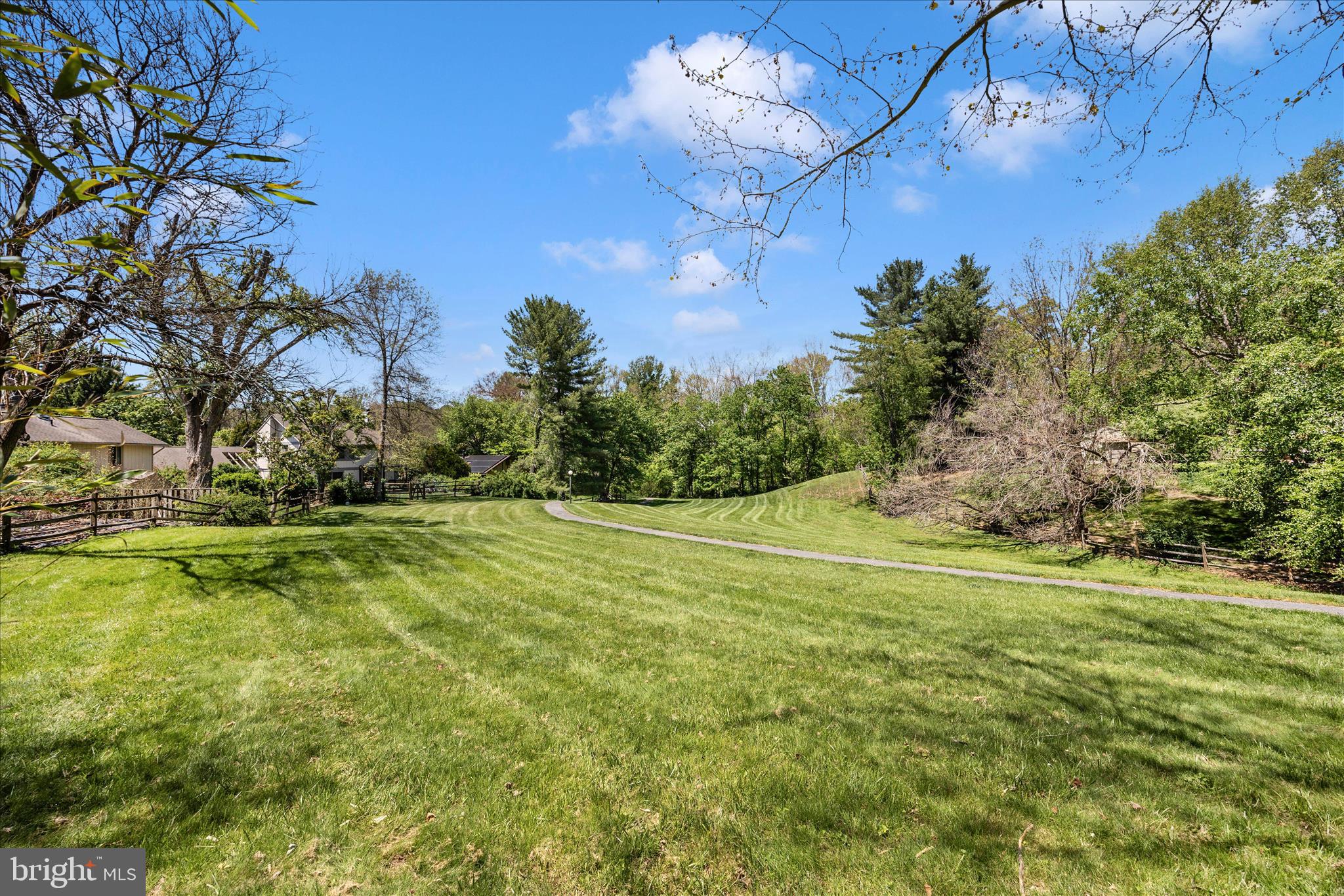 MONTGOMERY VILLAGE - Residential
