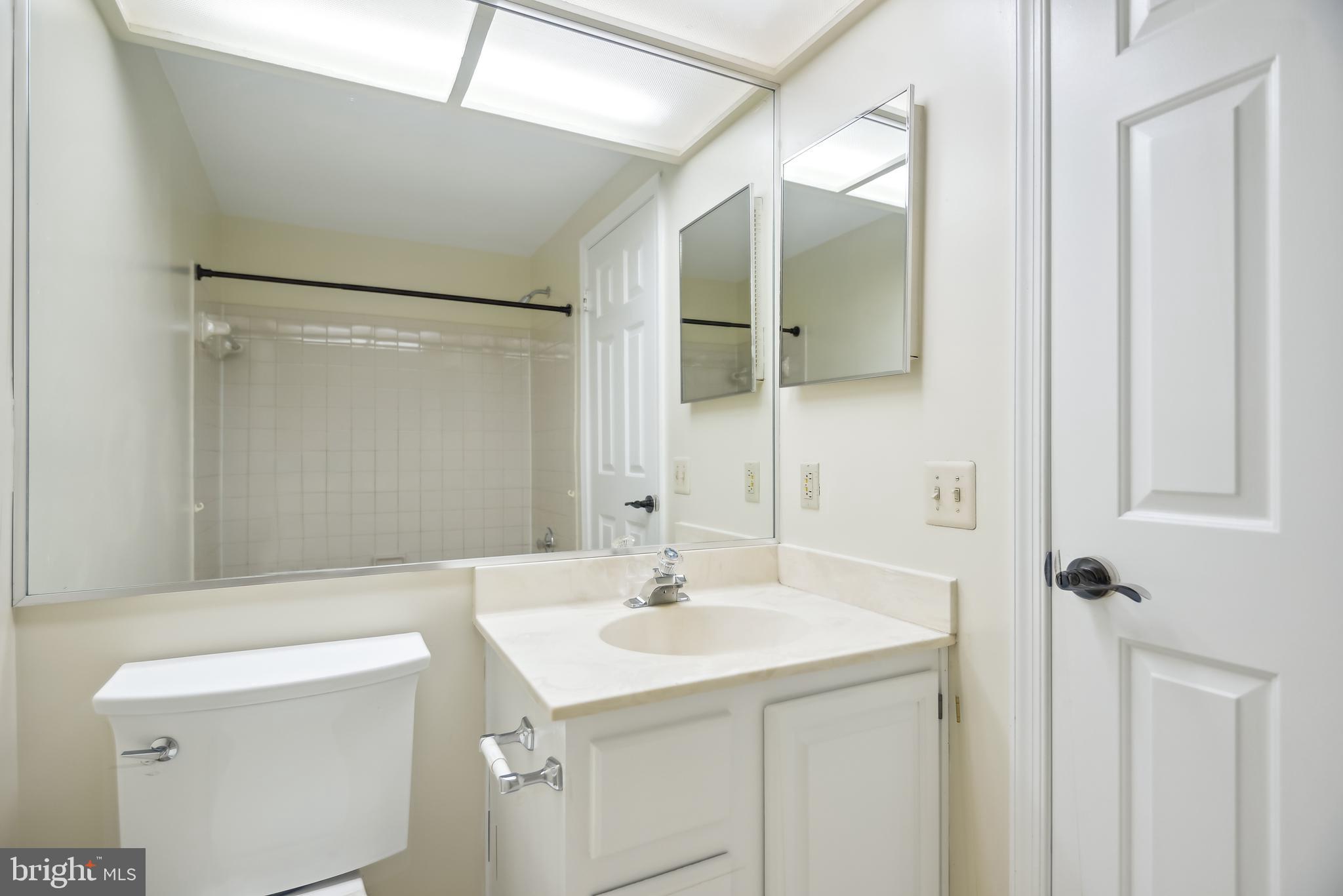 HALLOWELL - Residential