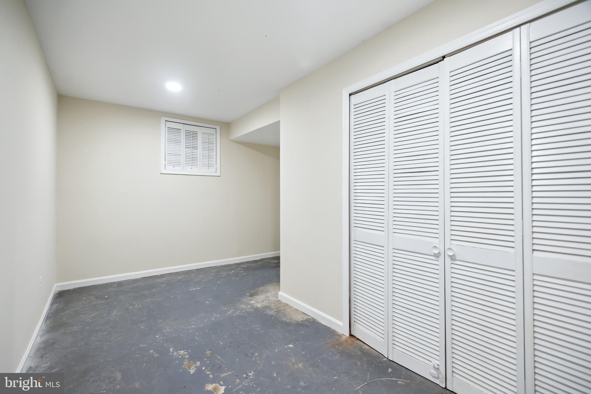 HALLOWELL - Residential