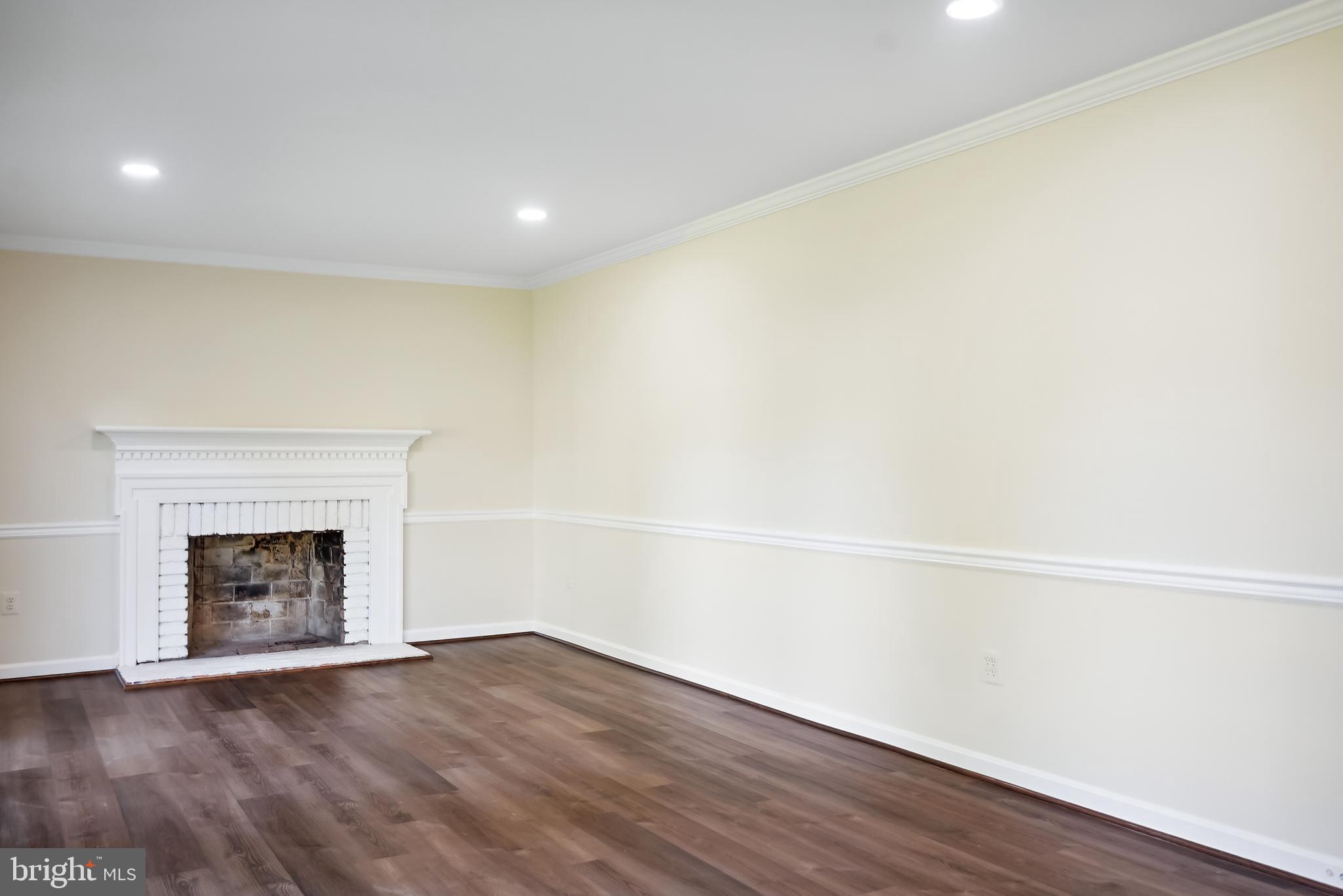 HALLOWELL - Residential