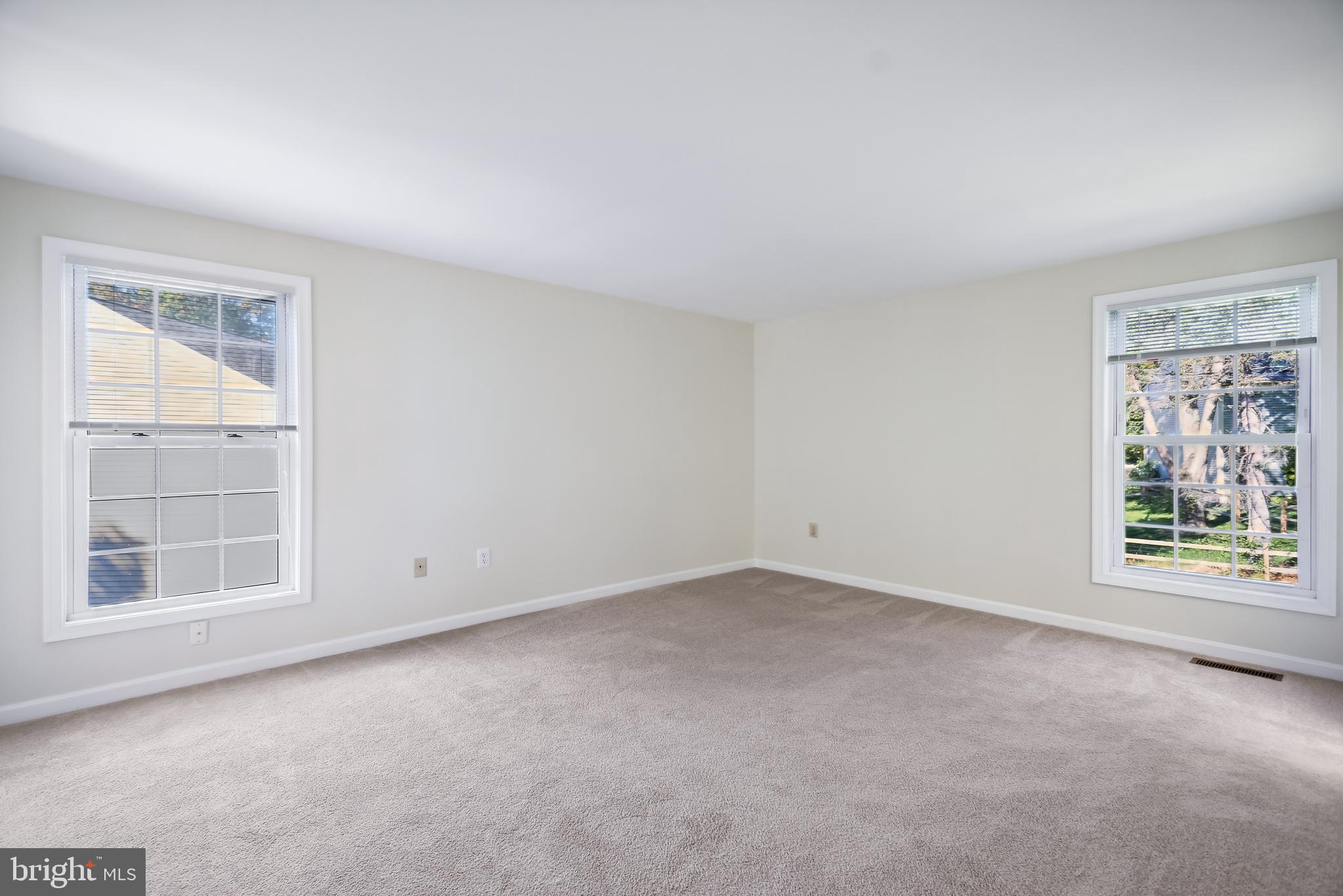 HALLOWELL - Residential