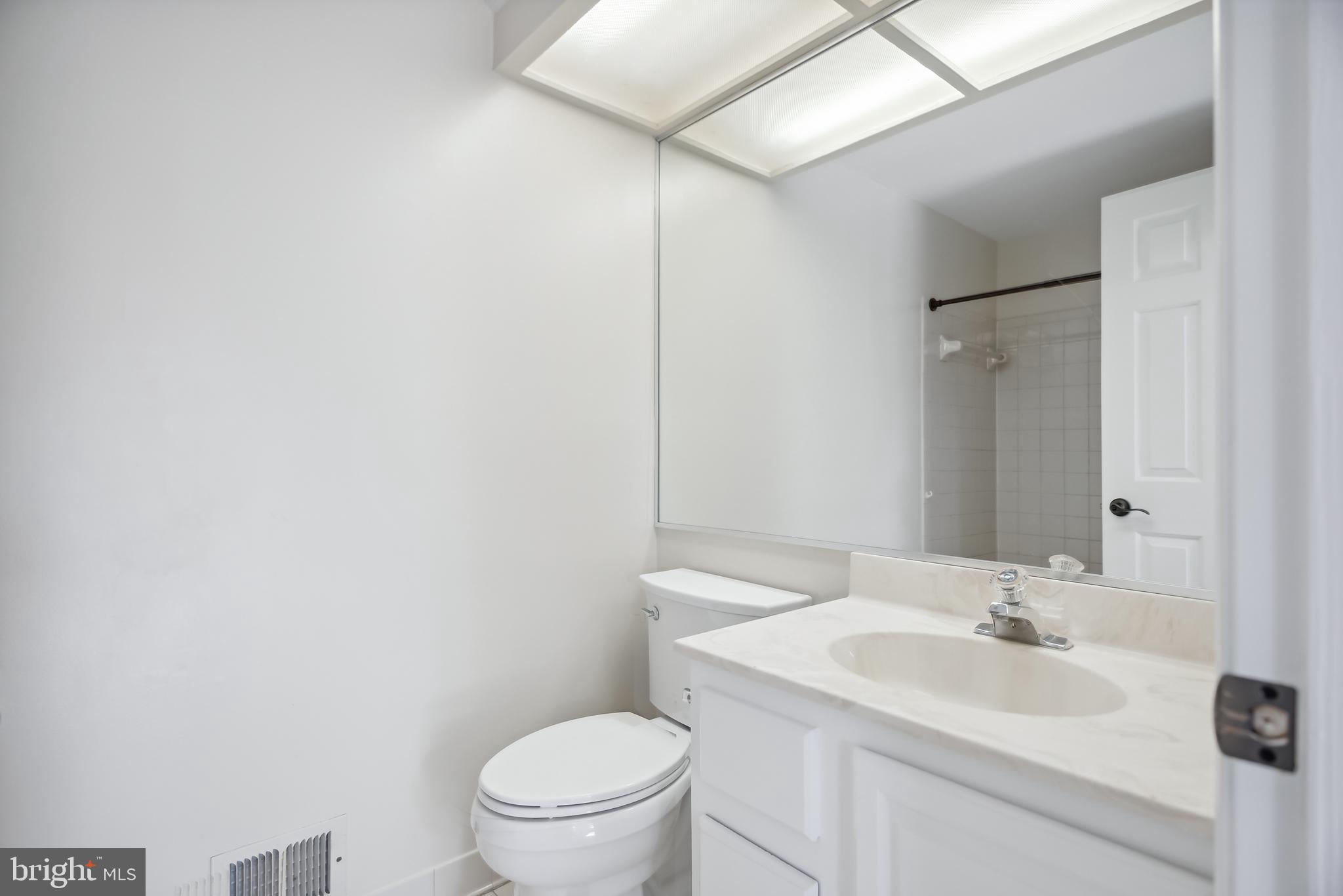 HALLOWELL - Residential